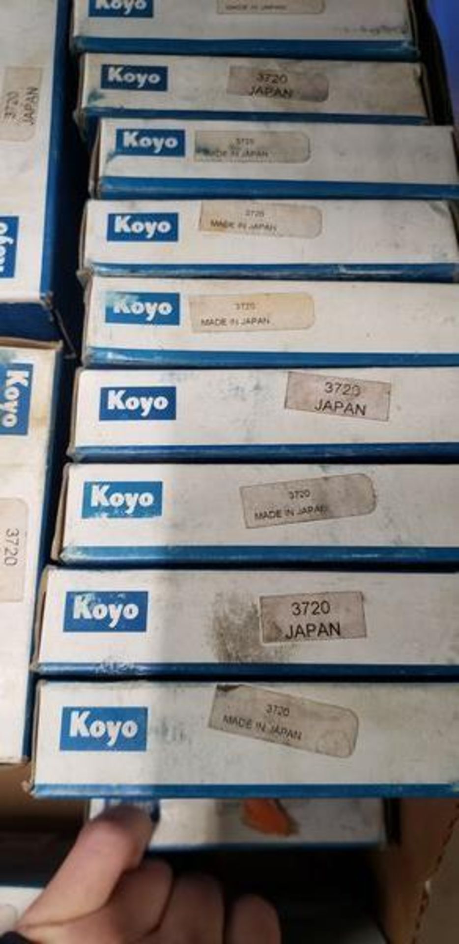 TUB OF KOYO 3720 BEARINGS (46 PCS) - Image 4 of 4