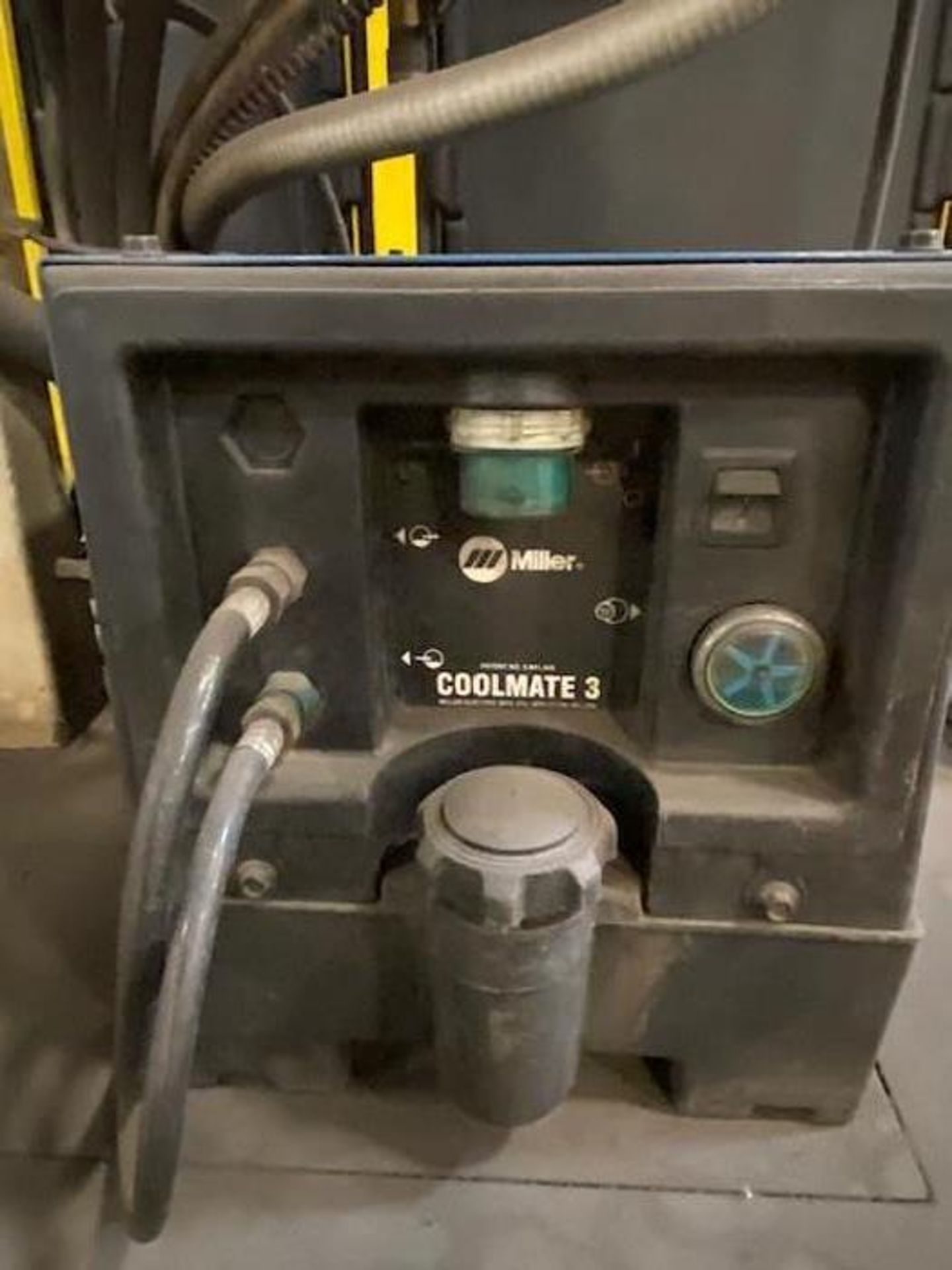 FANUC/GENESIS DUAL TRUNION WELDING CELL WITH ARCMATE 100iB ROBOT. - Image 9 of 12