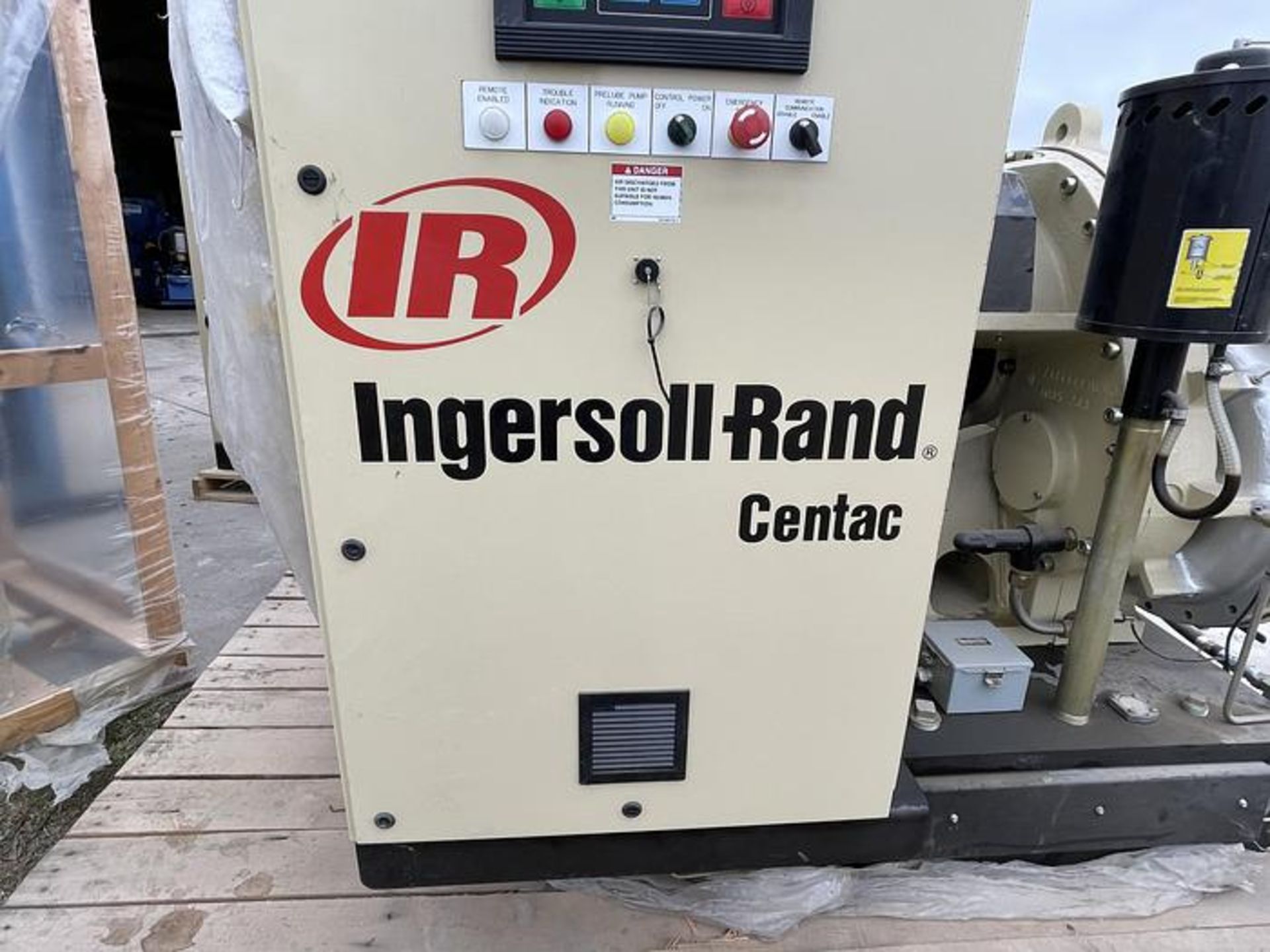 INGERSOL RAND CENTAC LOW PRESSURE HIGH VOLUME AIR COMPRESSOR - CENTRIFUGAL AIR COMPRESSOR - Image 3 of 8