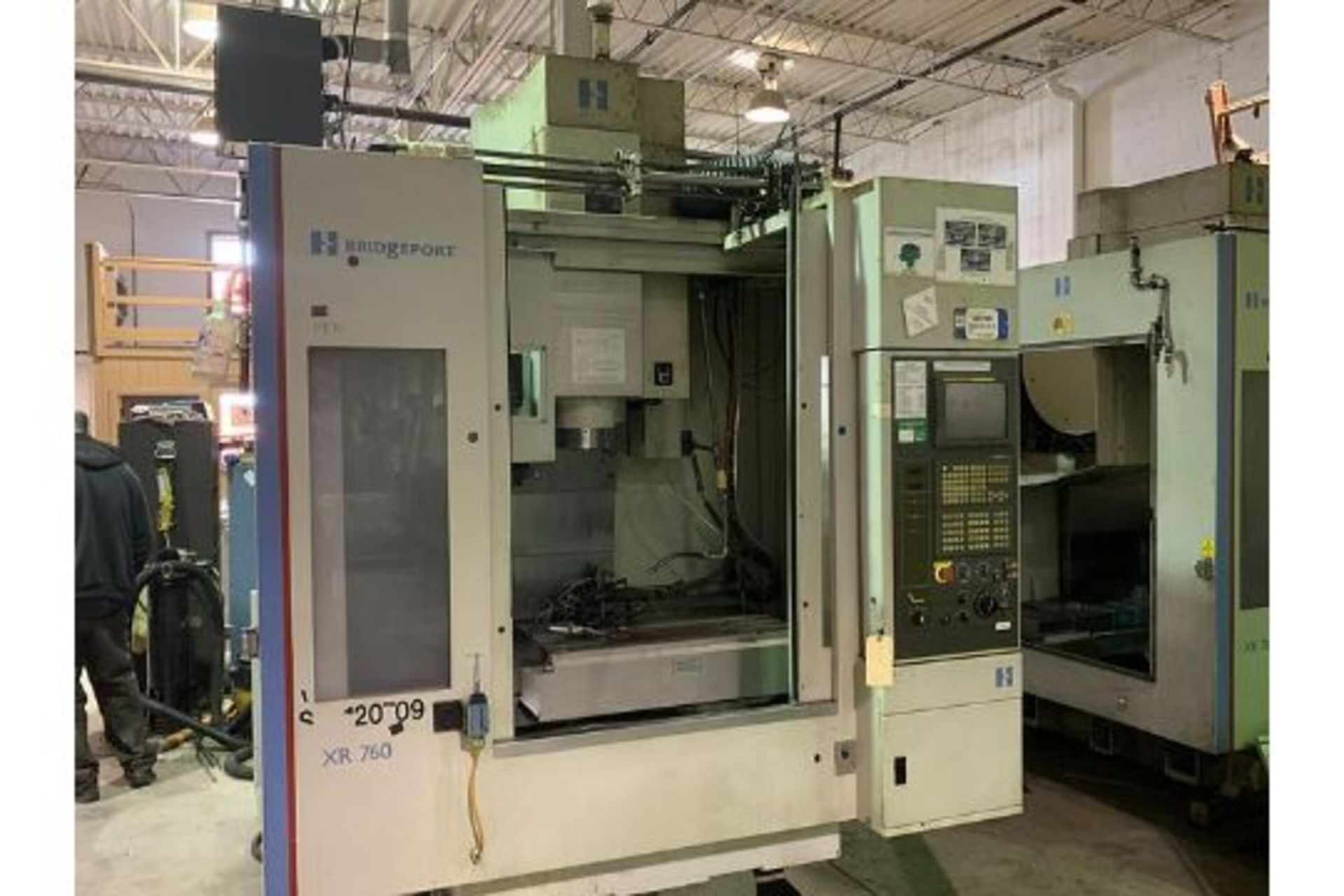 HARDINGE BRIDGPORT MODEL XR760 VMC PRODUCTION CENTER, MACHINE SERIAL NUMBER 310D418