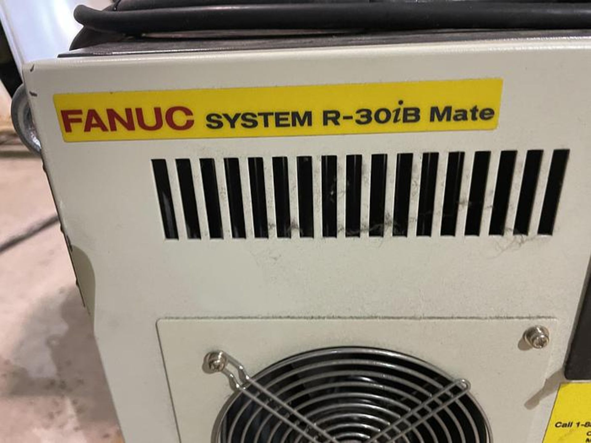 2017 FANUC FANUC LR MATE 200ID - Image 5 of 8