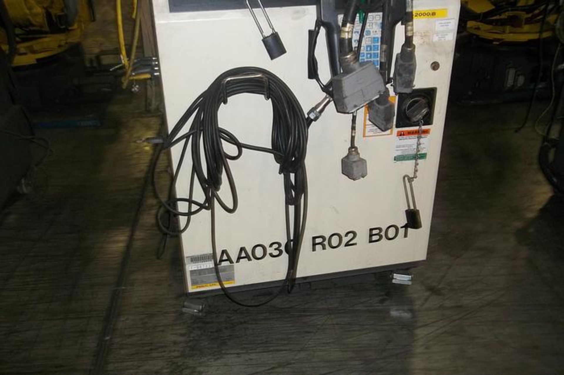 FANUC ROBOT R2000iB/210F ROBOTS WITH R30iA CONTROLS - Image 10 of 12