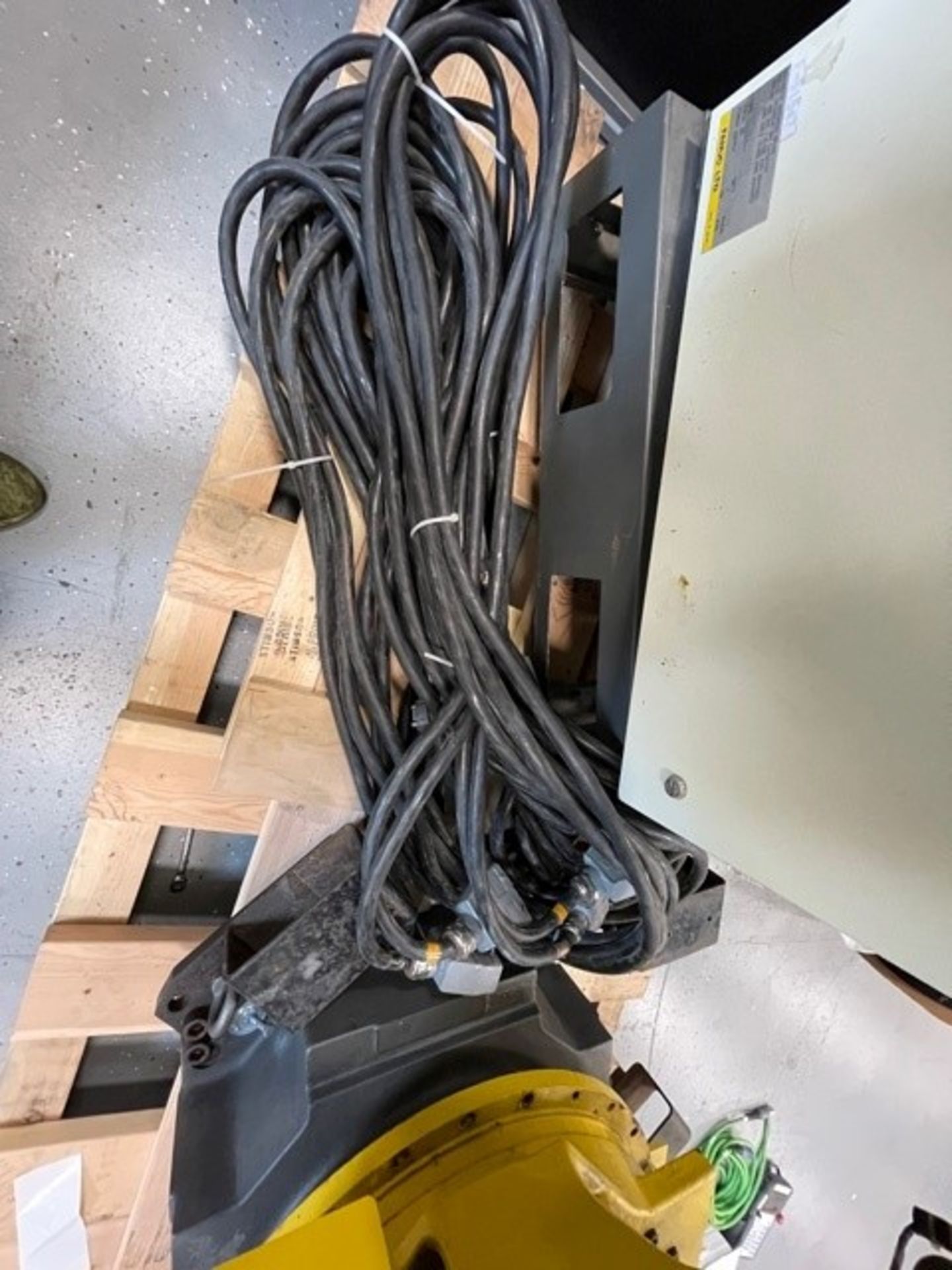 FANUC S-430iL WITH R-J3 CONTROL - Image 6 of 19