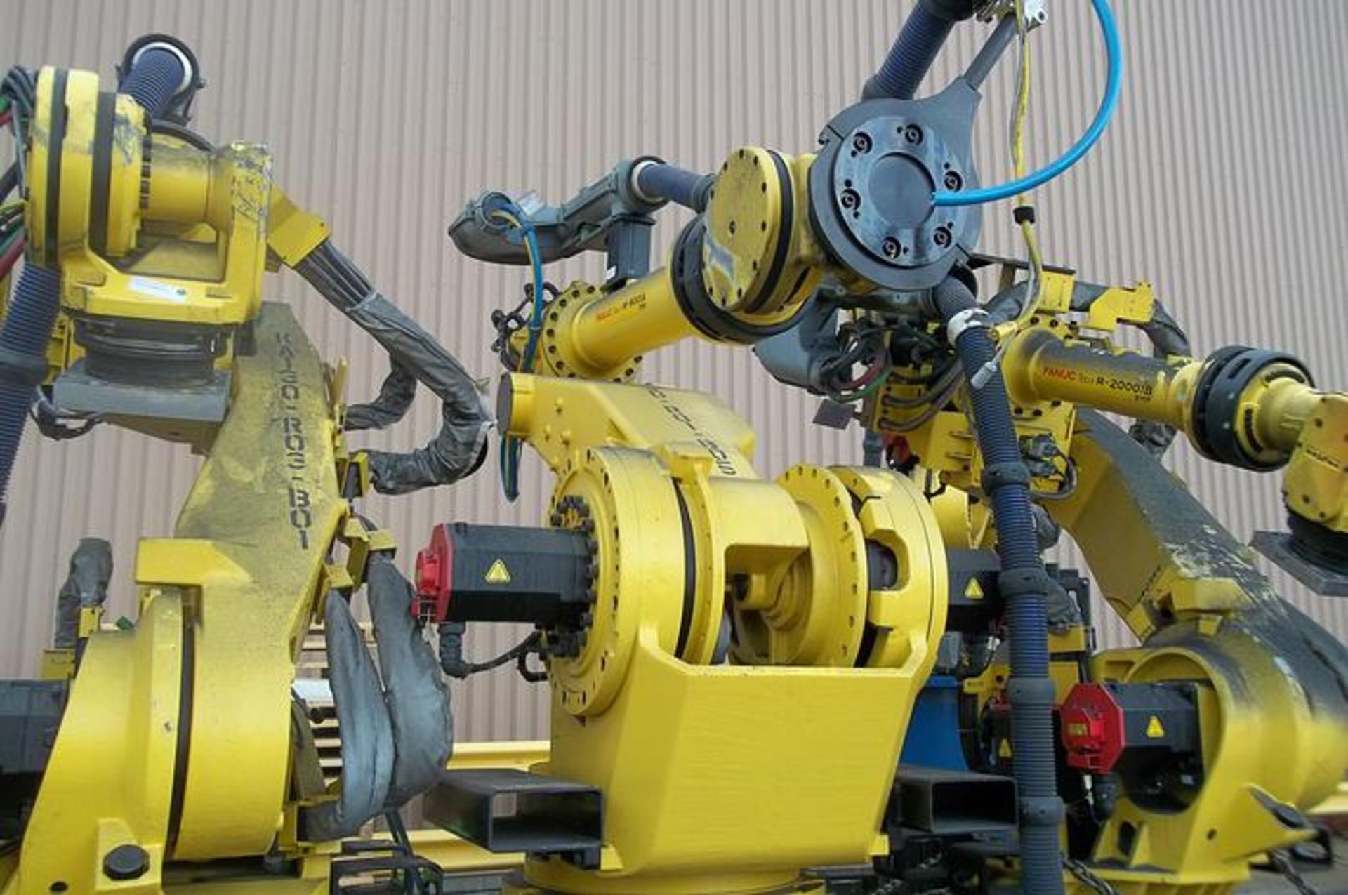 FANUC ROBOT M900iA/350 6 AXIS ROBOTS WITH R30iA CONTROLLERS, 350KG X 2650mm REACH - Image 9 of 12