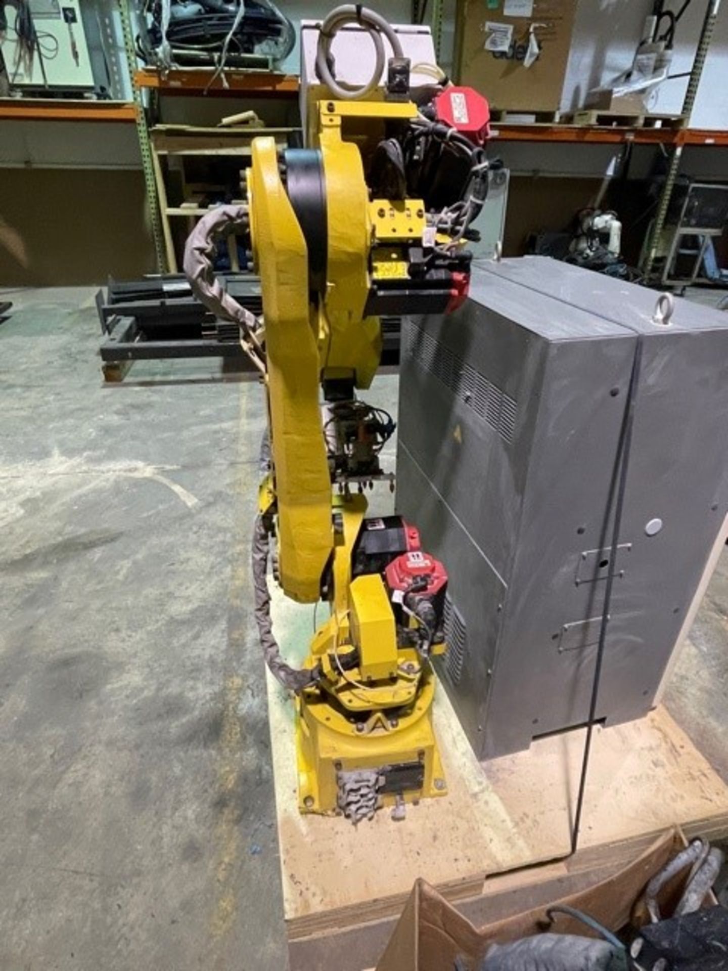 FANUC M-16iB/20, F-87697, WITH R-30iA CONTROL - Image 2 of 9