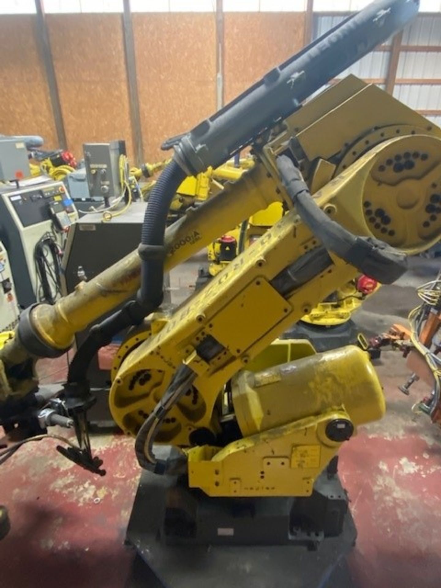 FANUC R-2000iA/125L, F-56718, WITH R-J3iB CONTROL