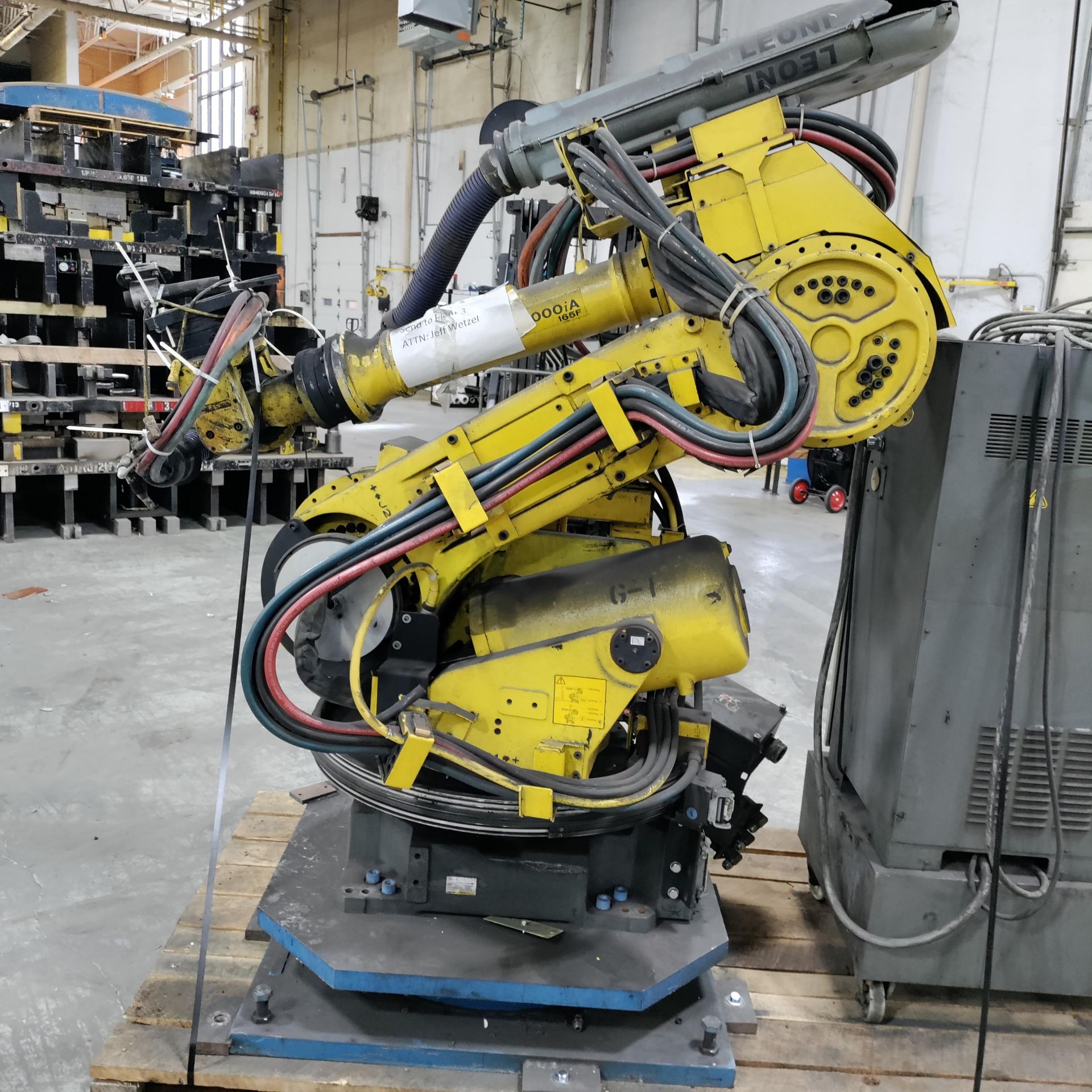 FANUC ROBOT R-2000iA/165F WITH R-J3IB CONTROL & TEACH PENDANT