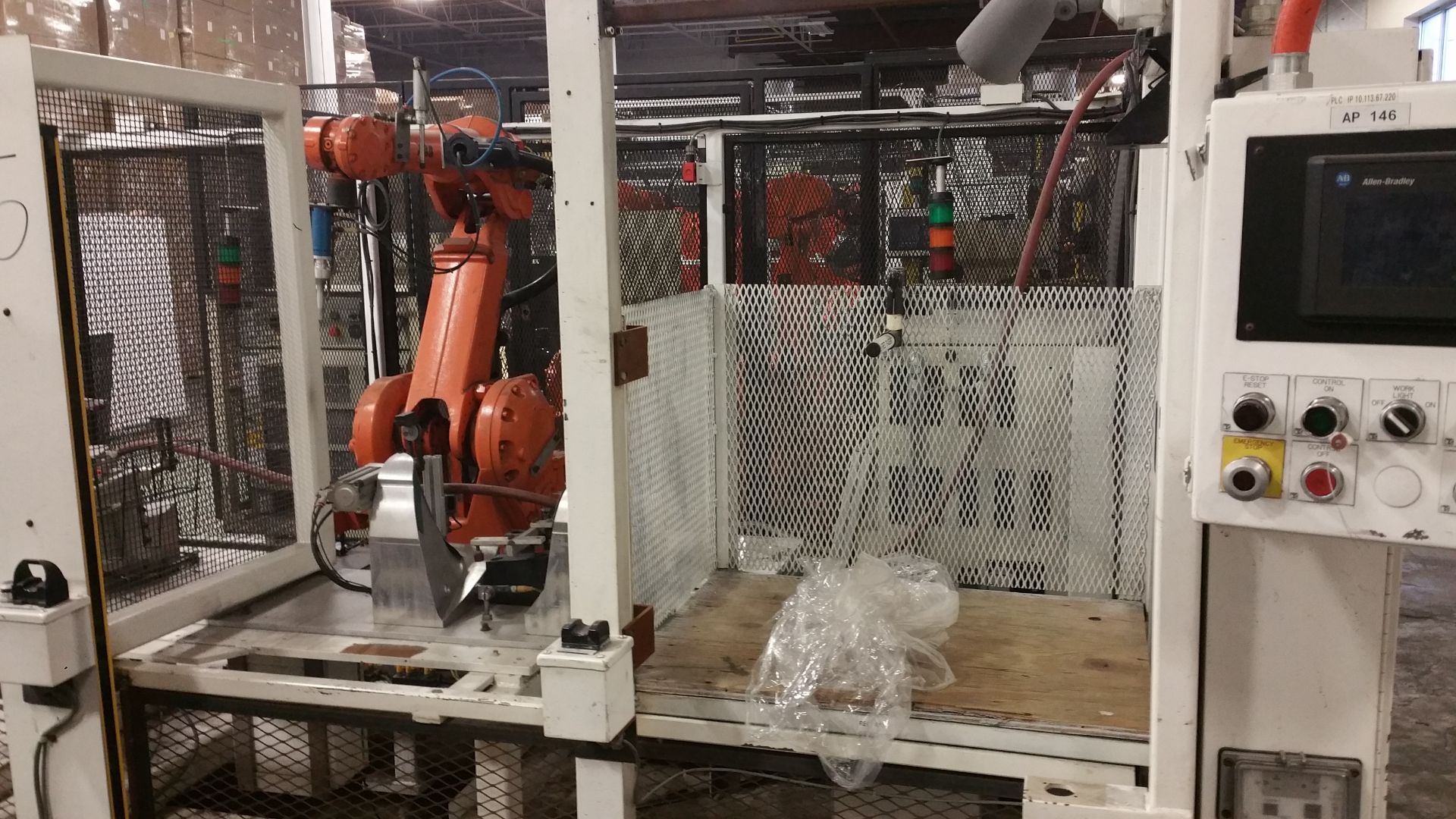 ABB ROBOT IRB 2400 M2000 S4CPLUS WITH CONTROLLER - Image 4 of 9