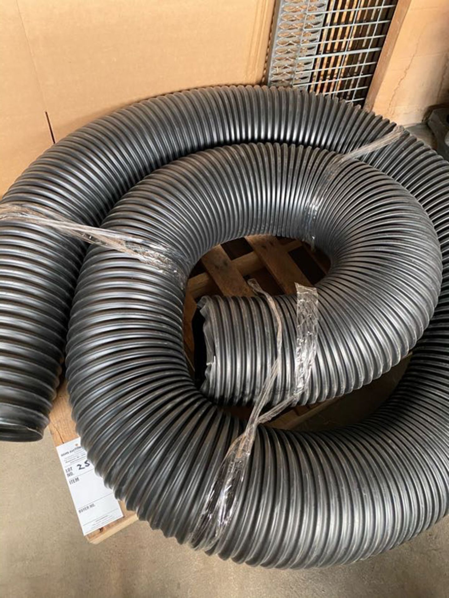 LARGE PLASTIC TILE HOSE