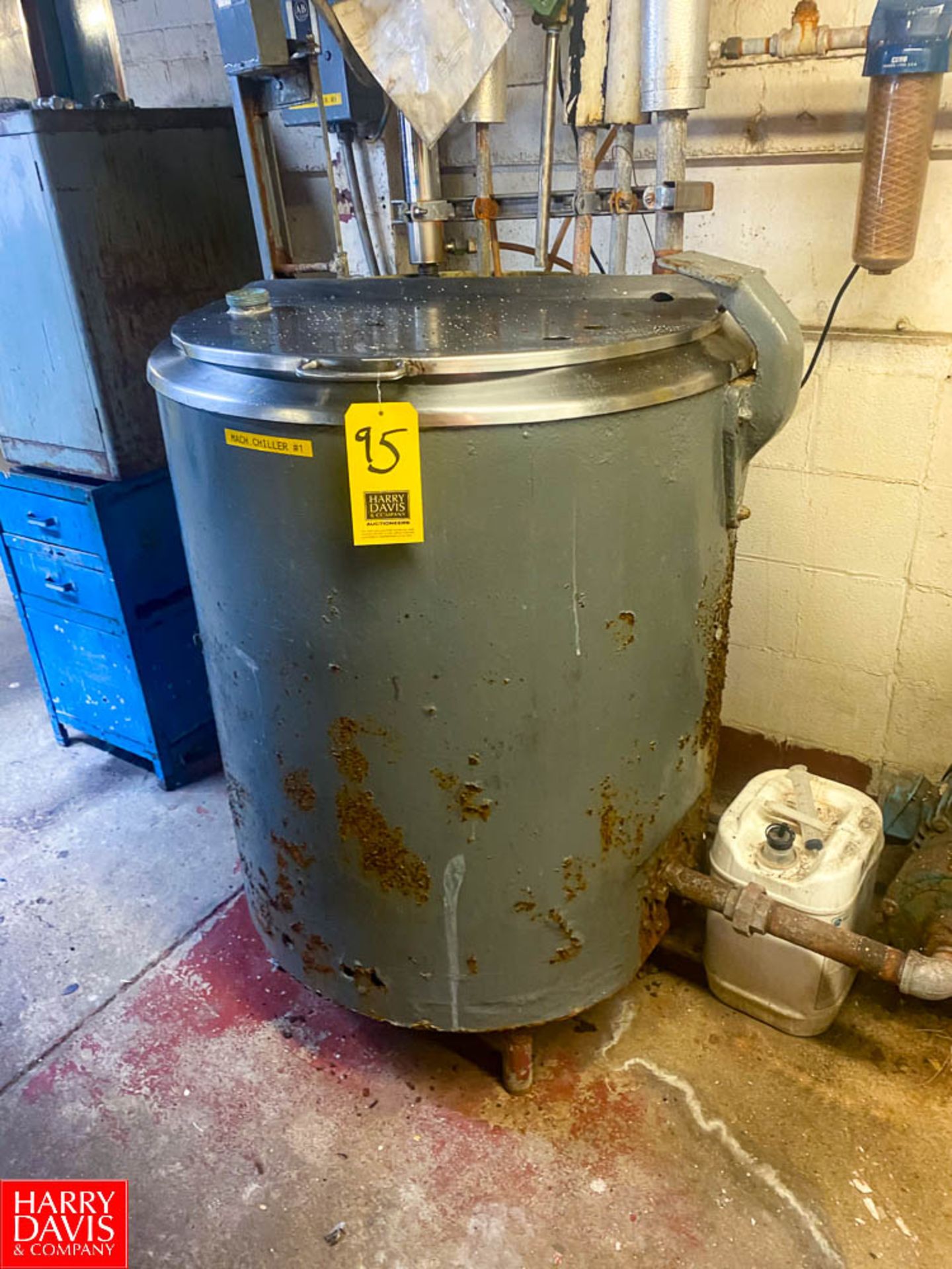 Chiller Tank Rigging Fee: $100