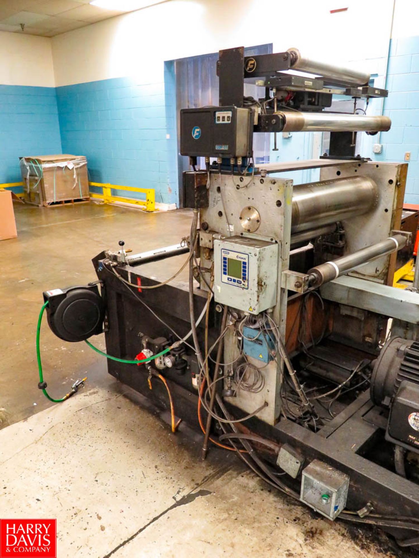 Witt Engineering Offset Printing Press 4- Color, Electronic Web Guides, with Electrical Cabinet - Image 7 of 10