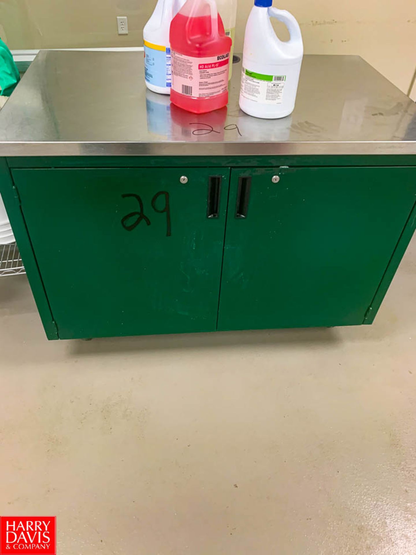 S/S Top Food Service Cabinet Rigging: $25