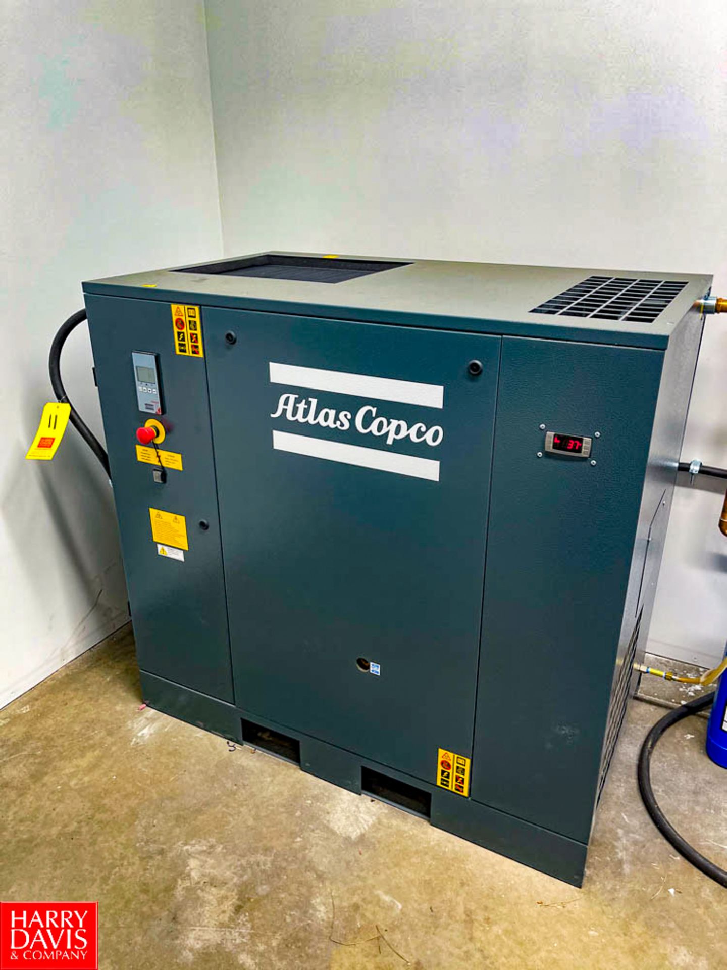 2019 Atlas Copco 30 HP Air Compressor Model G18FF : SN ITJ234398, with GE 60 Amp Safety Switch, 6