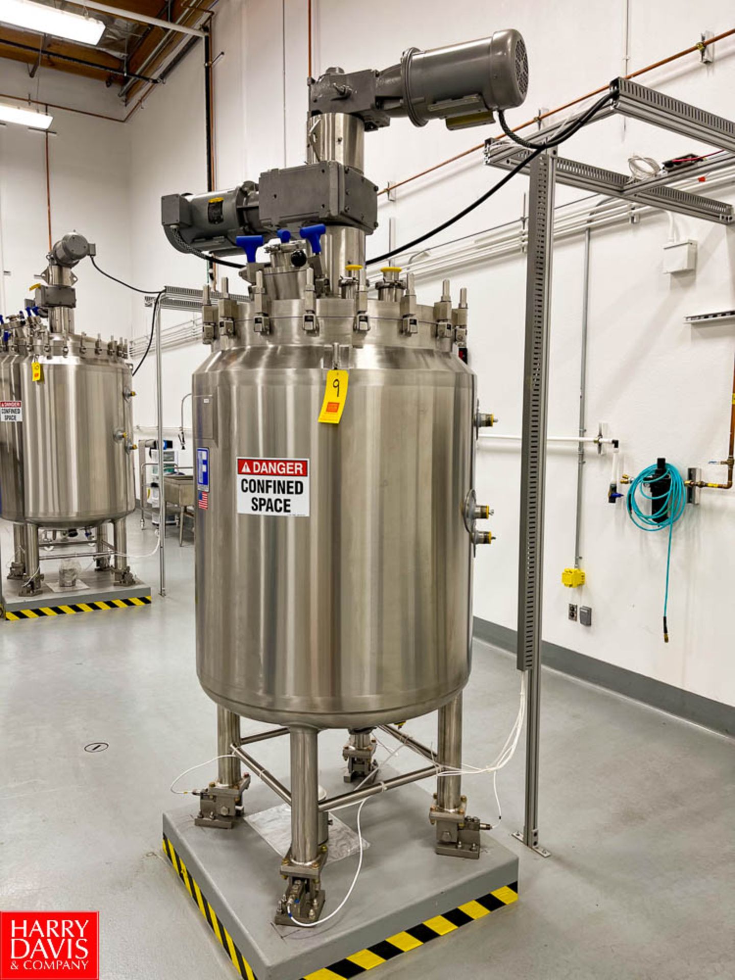 2019 Feldmeier 120 Gallon Vacuum-Jacketed Dome-Top 316L S/S Tank : SN 19EO437, Mounted on Load Cells - Image 6 of 10
