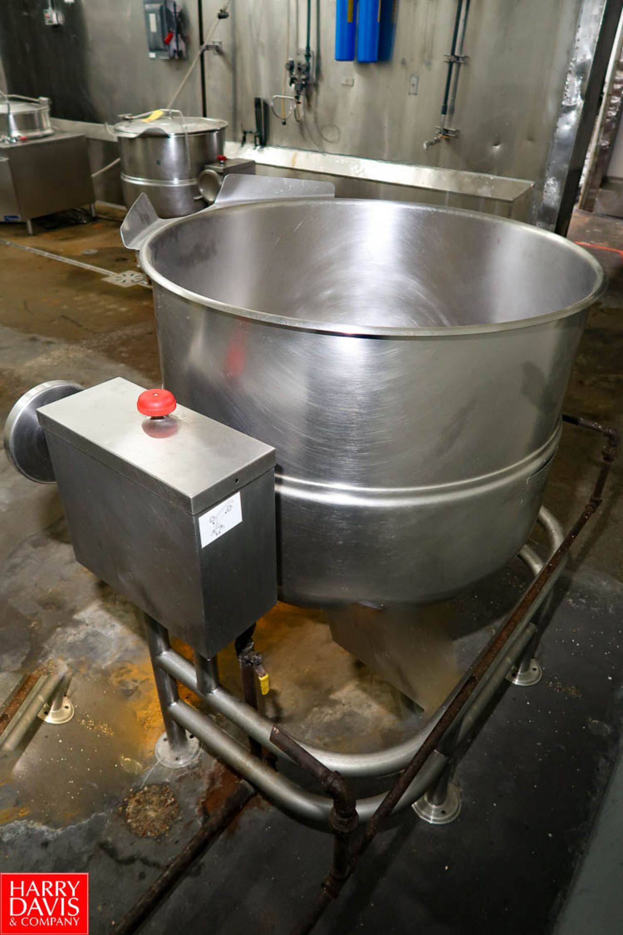 2013 Cleveland 100 Gallon S/S Jacketed Tilting Kettle Model: KDL-100-T S/N: 130823059480. Rigging - Image 2 of 4