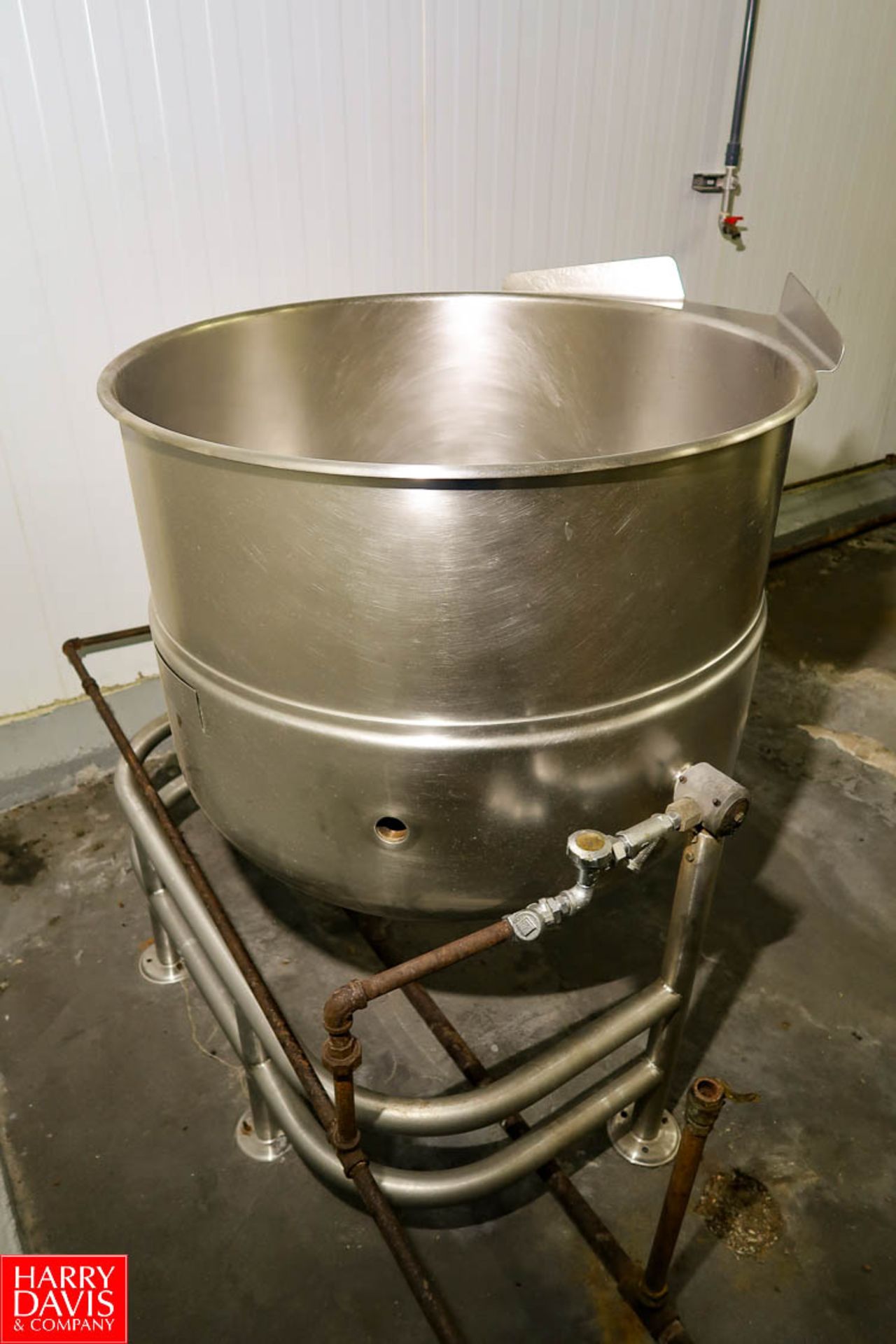 2013 Cleveland 100 Gallon S/S Jacketed Tilting Kettle Model: KDL-100-T S/N: 130823059482. Rigging - Image 3 of 4