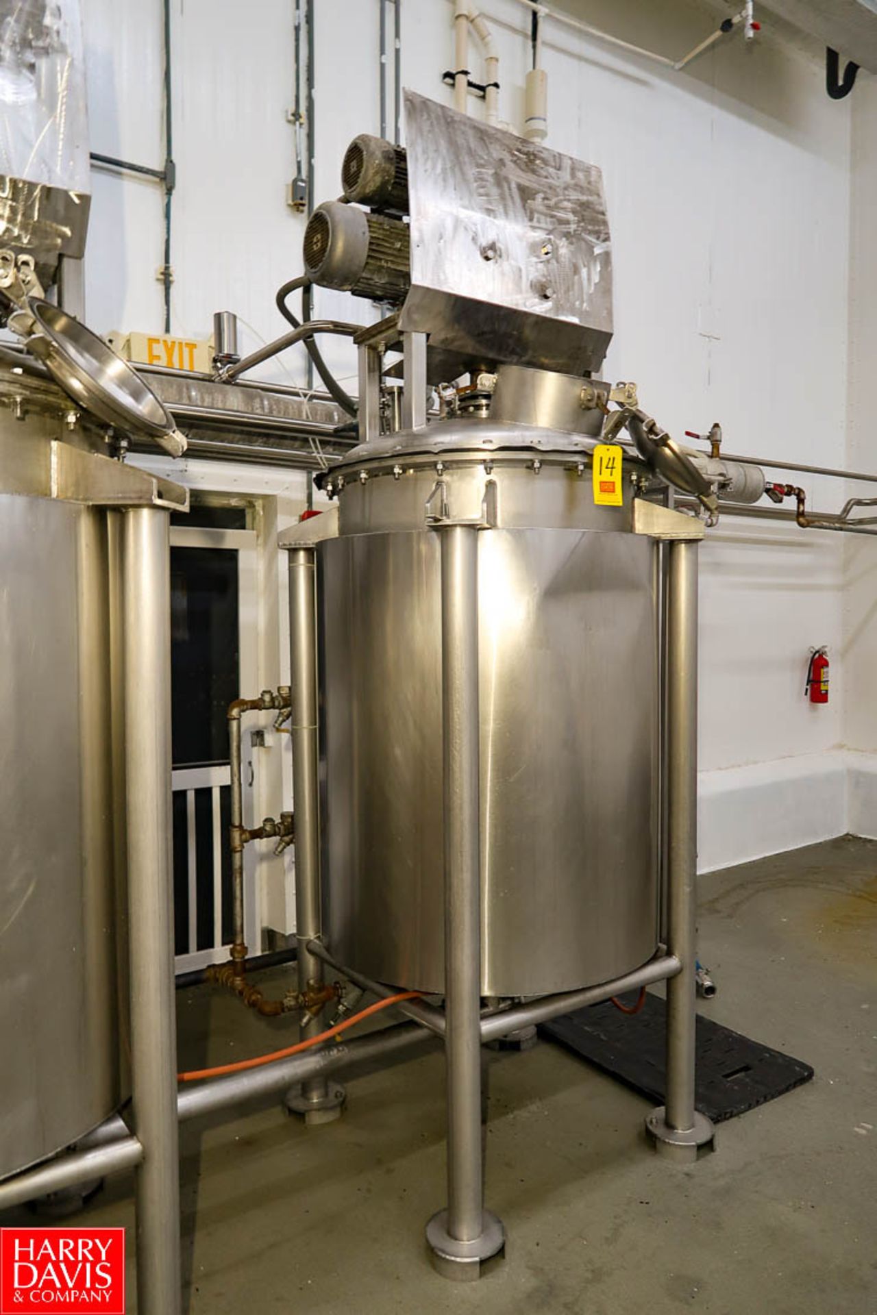 200 Gallon S/S Jacketed Cook Tank with Vertical Double Motion Agitation; 100 PSI Jacket. Rigging