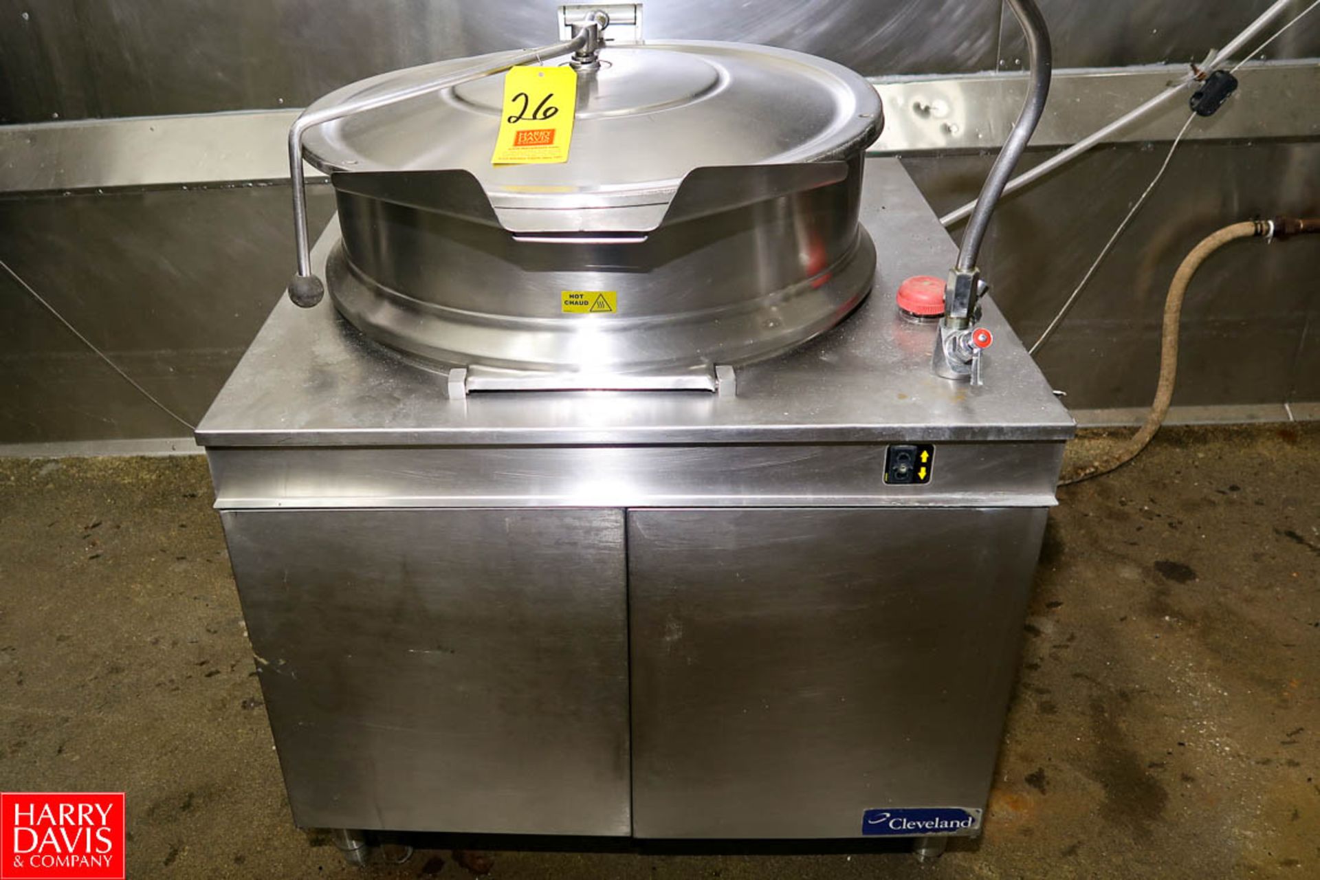 Cleveland 40 Gallon S/S Jacketed Tilting Kettle. Rigging Fee: $ 40.00