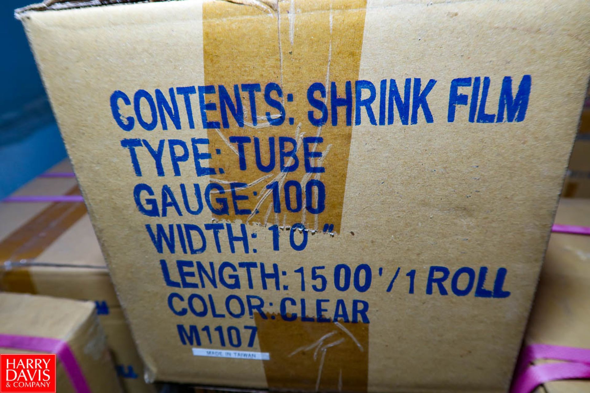 (37 Cases) Pallet of 100 Gauge Tube Type Clear Shrink Film 1500' per Roll. Rigging Fee: $ 35.00 - Image 2 of 2