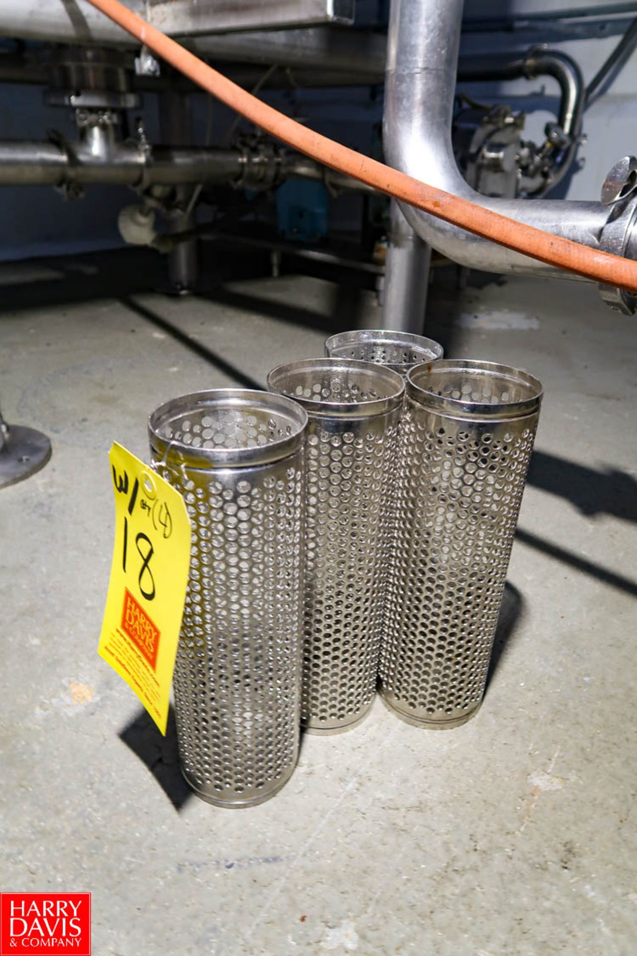 2” S/S Dual Inline Filter with Spare S/S Filters S/N: 2739528 R1. Rigging Fee: $ 25.00 - Image 2 of 2