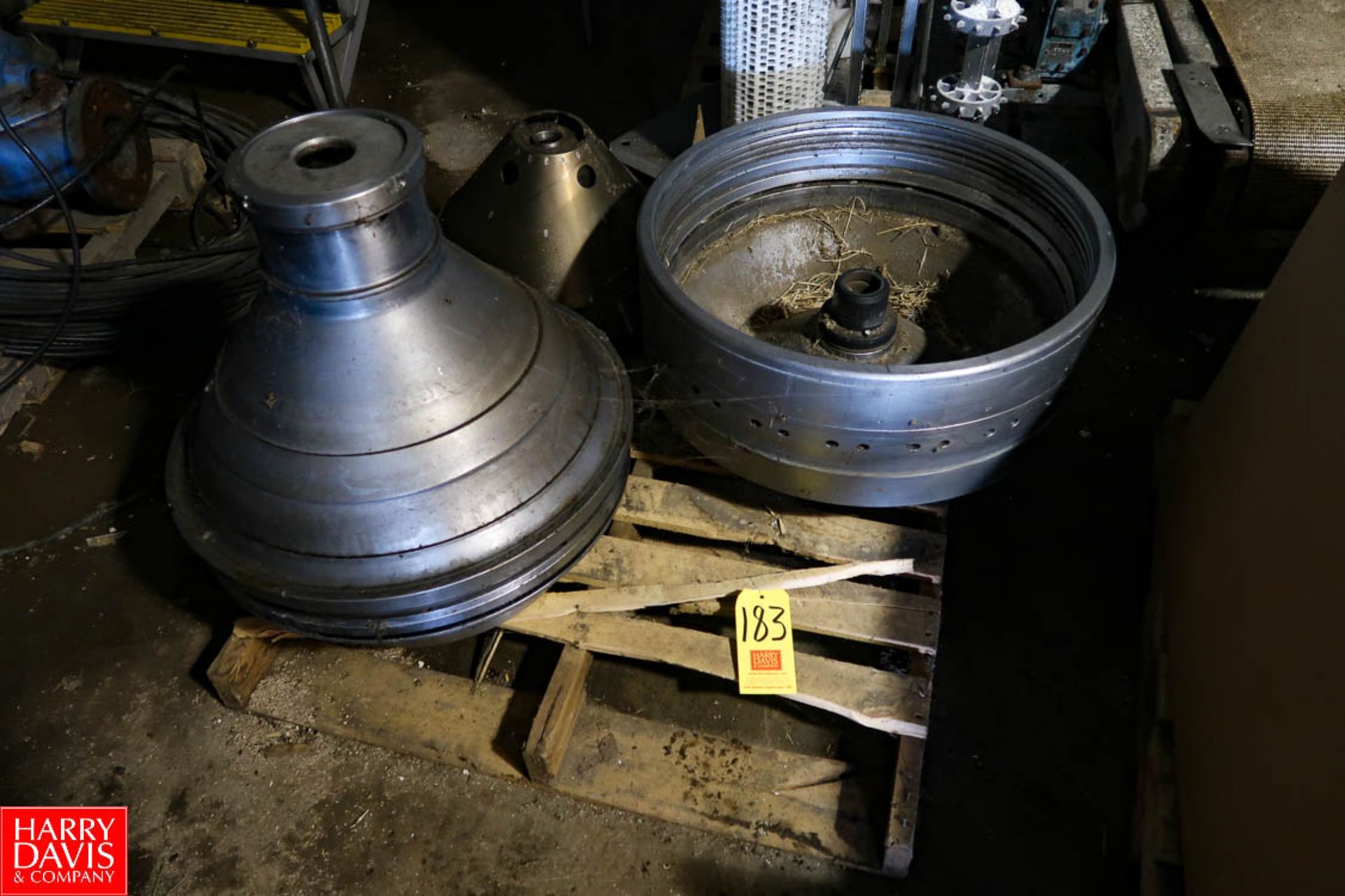 26" Separator Spare Parts S/N: 11676604020 Rigging Fee: $250