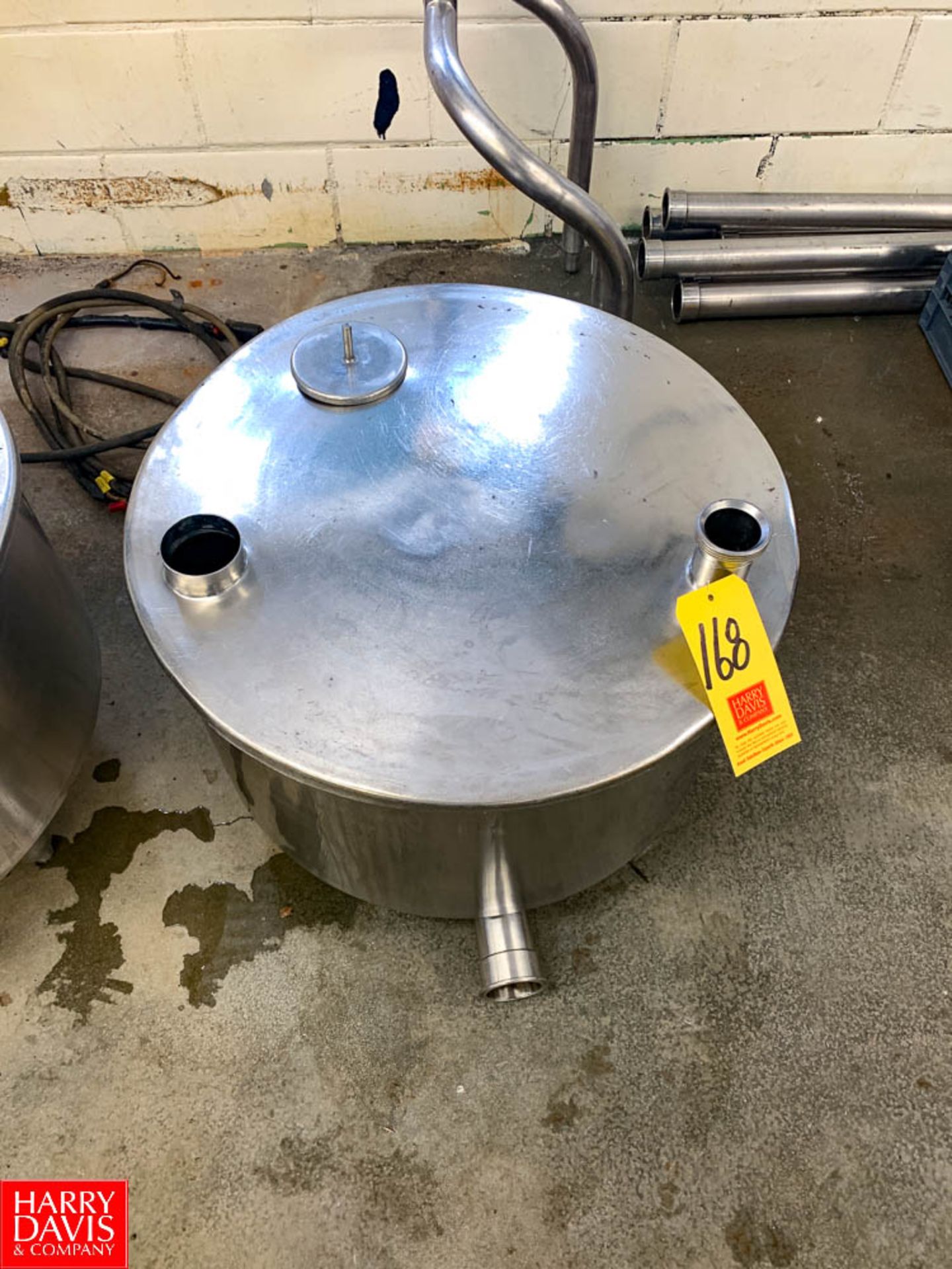 30 Gallon S/S Balance Tank, Located in:Rutland Rigging Fee: $ 125