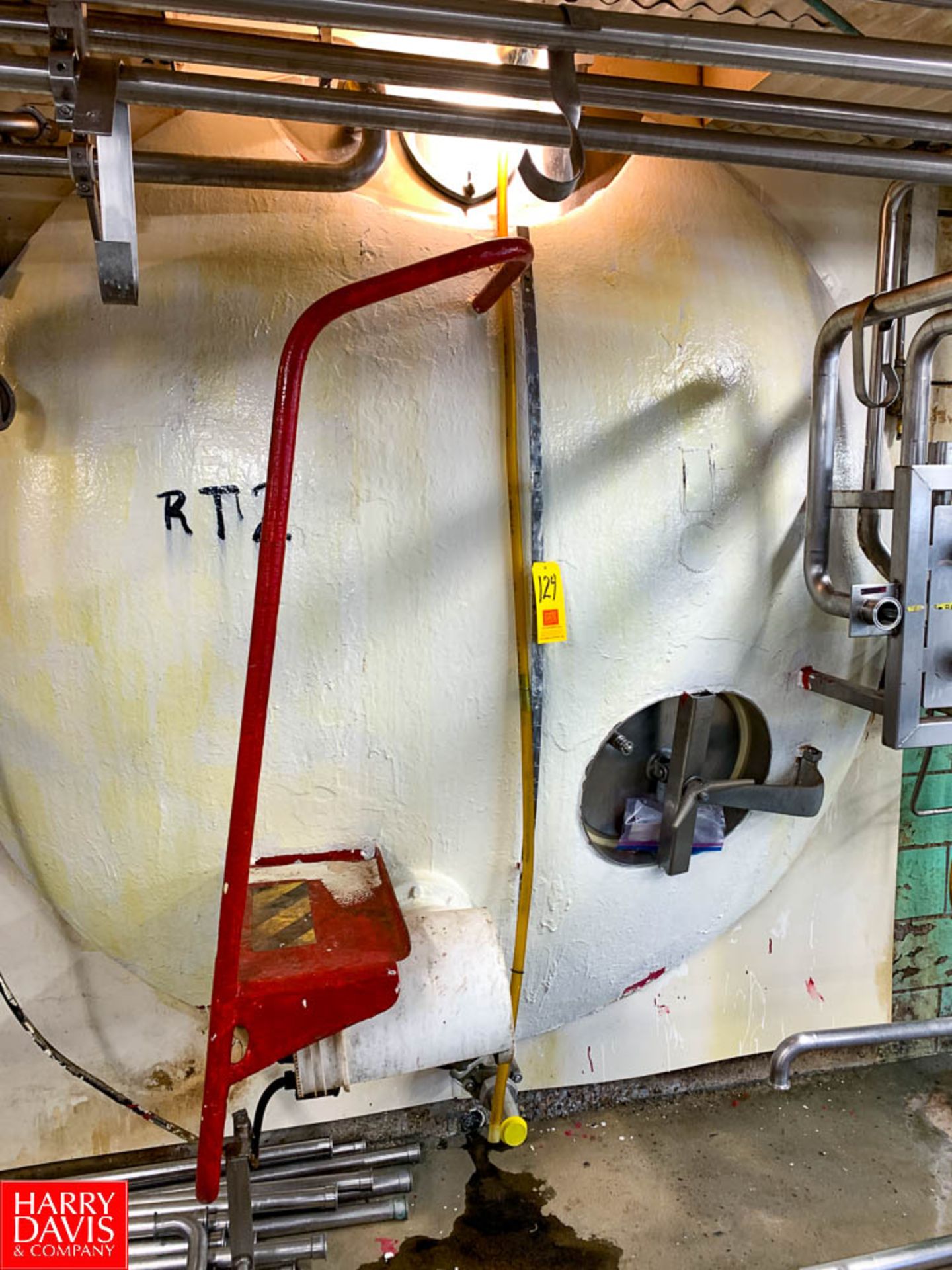 Cherry Burrell 2,000 Gallon Horizontal S/S Tank with Horizontal Agitator, Located in:Rutland Rigging