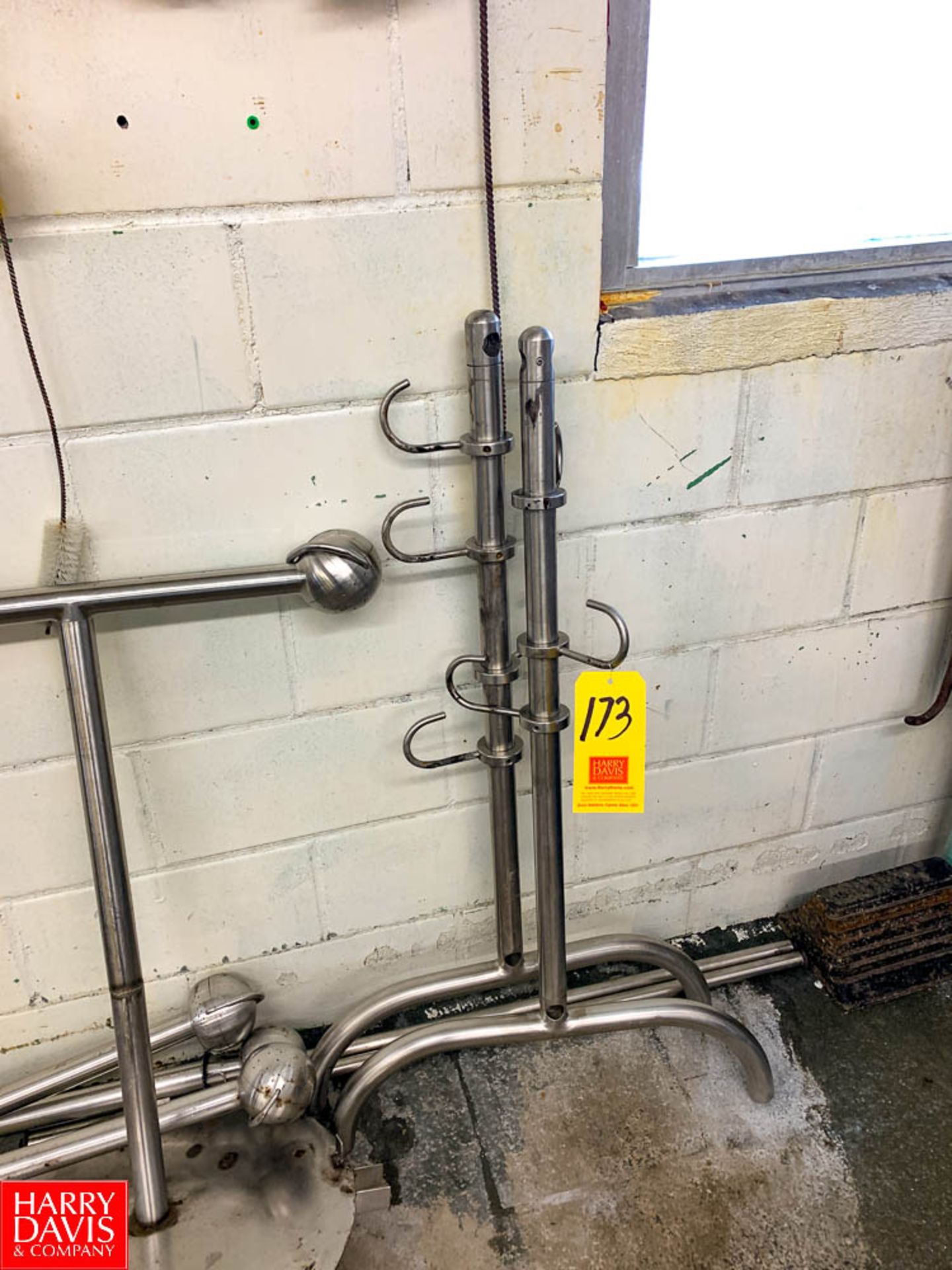 S/S Pipe Stands, Located in:Rutland Rigging Fee: $ 50