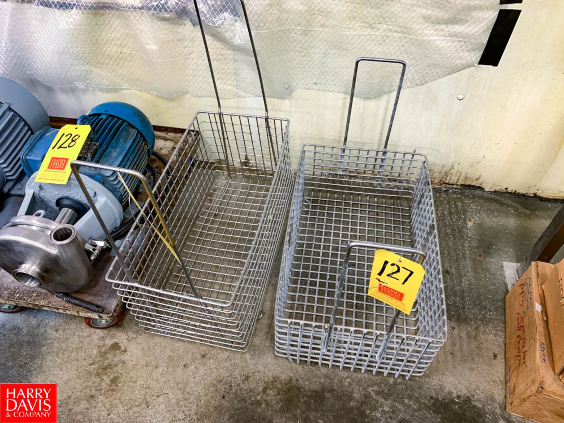 S/S Wash Baskets, Located in: Rigging Fee: $ 40