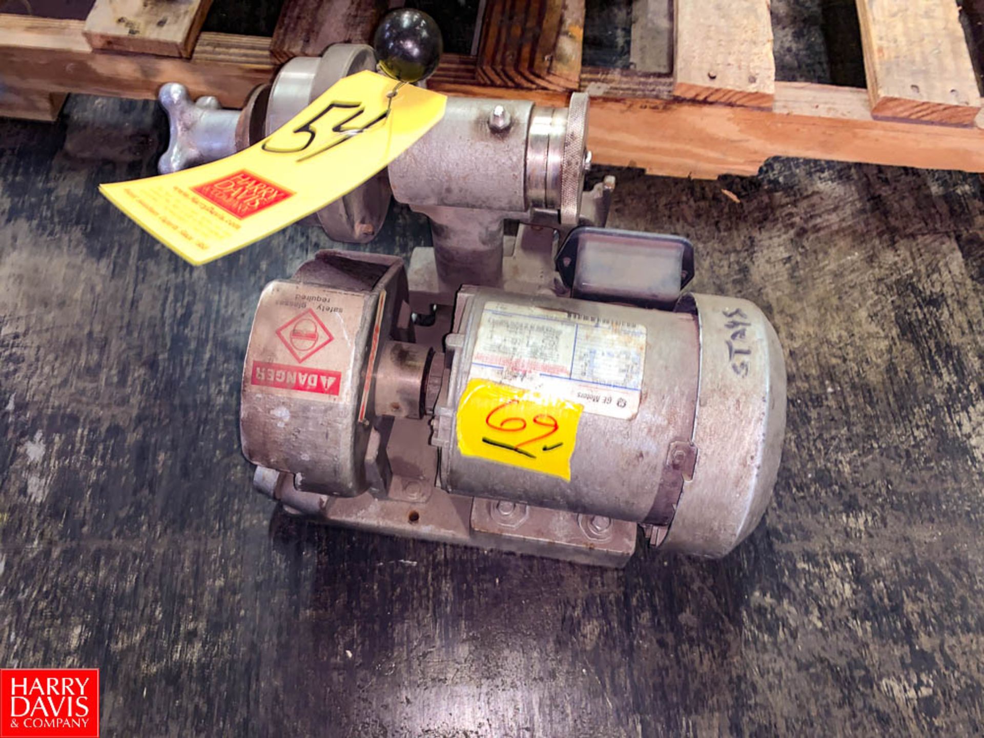 Tool Grinder Rigging Fee: $25 Location: Irwin, PA