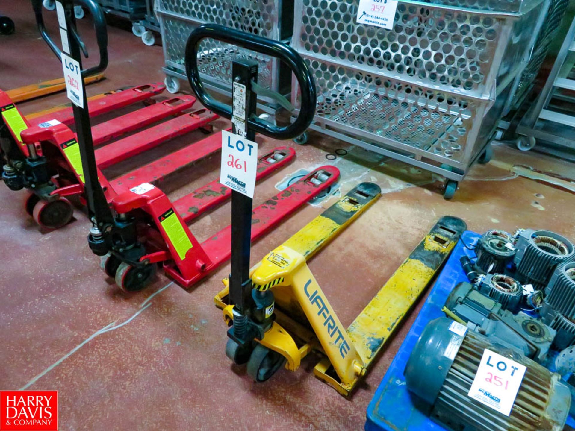 LIFT-RITE Pallet Truck 5,000 lbs. Rigging Fee: $35