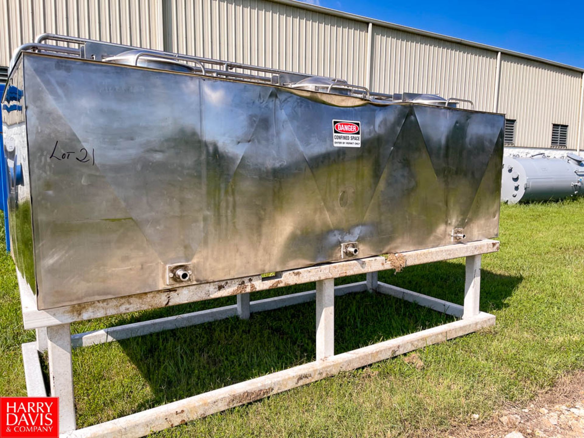 3 Compartment X 500 Gallon S/S Flavor Tank Mounted On Steel Stand - Image 2 of 2