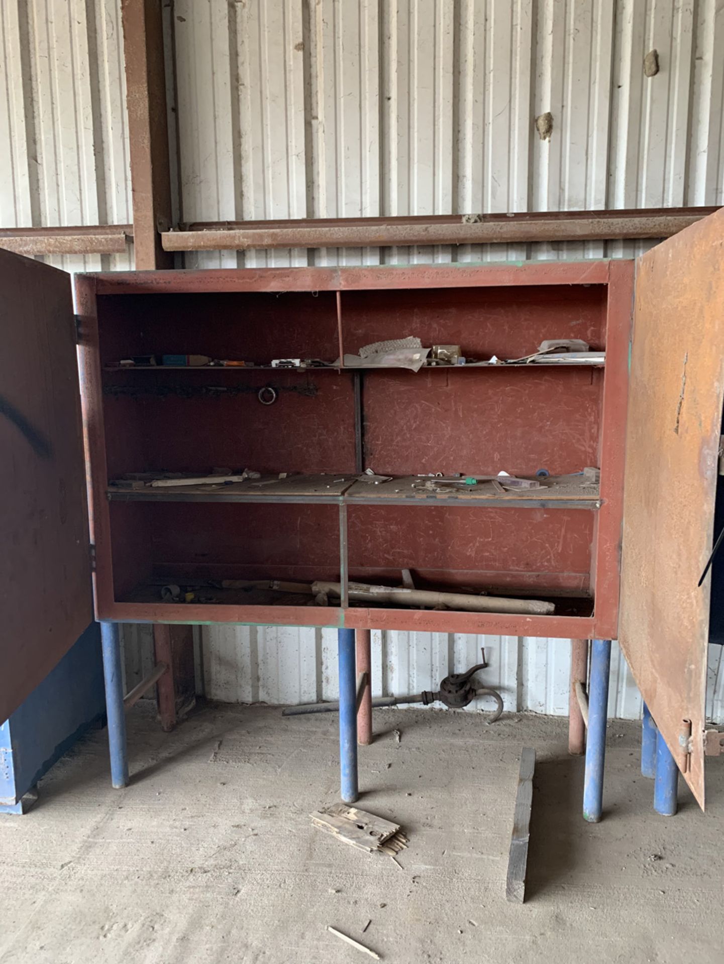 Heavy Duty Metal Cabinet with 2 Shelves, 72" x 20" x 74" H - Image 2 of 2