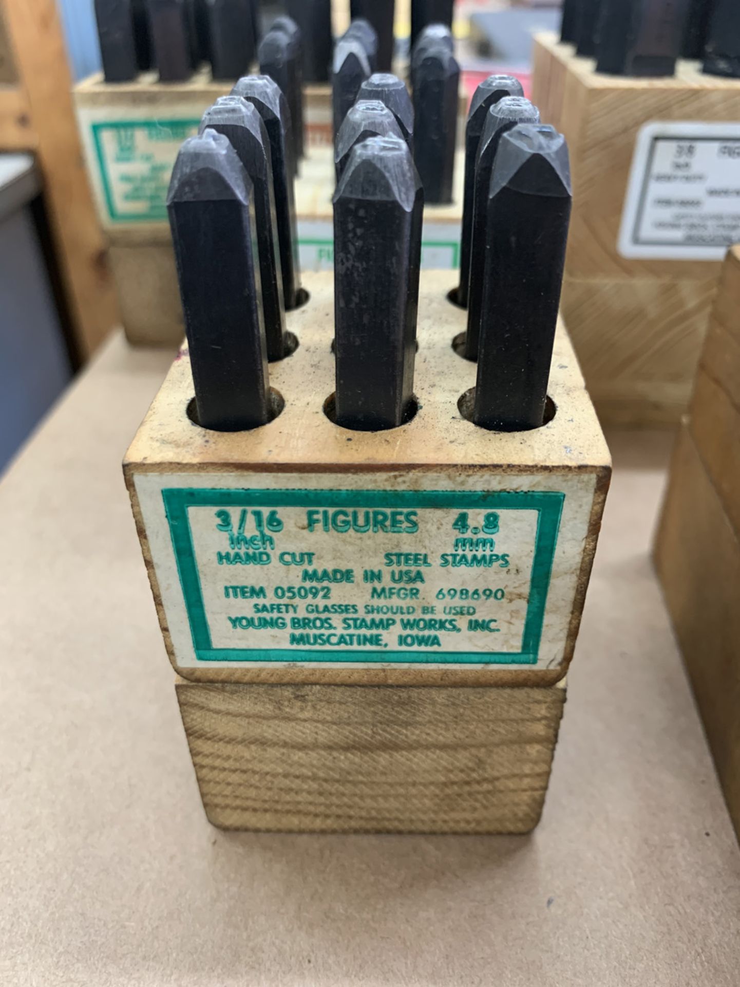 Lot: Metal Punch Stamps - Image 4 of 15