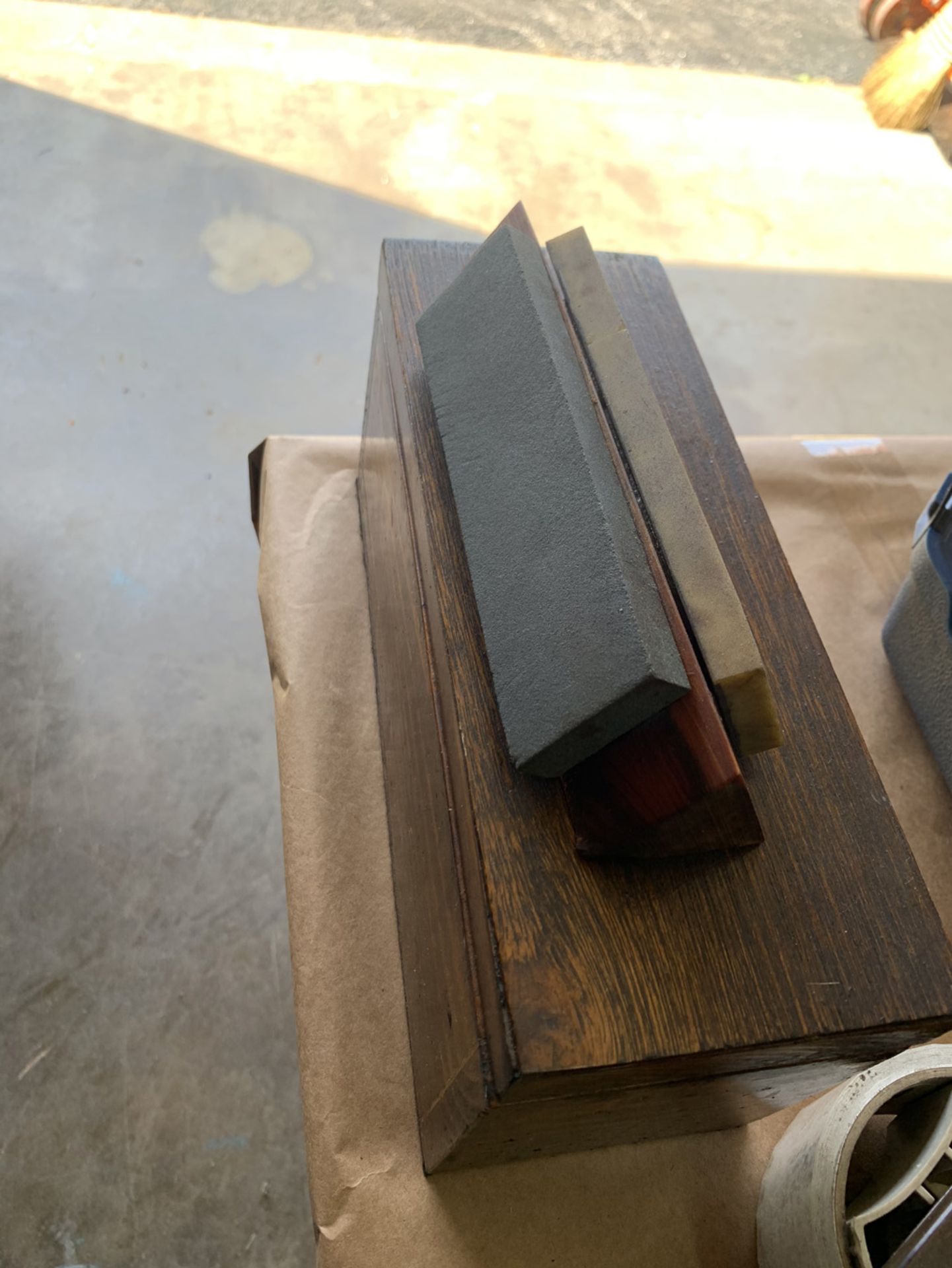 6" Knife Sharpener in Wood Box - Image 2 of 2