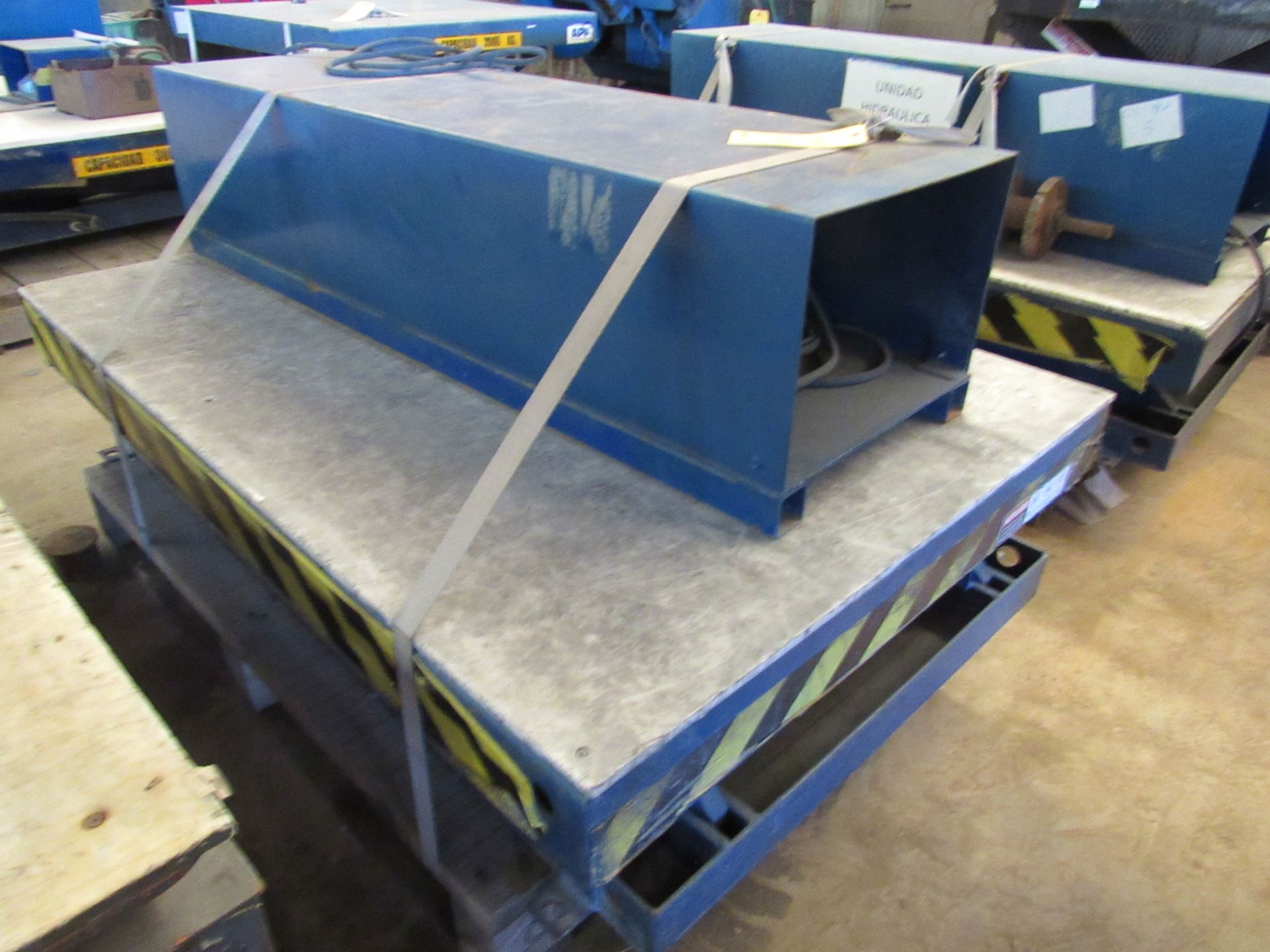 APF Product Model-TS-3000-120 Hydraulic Lift Table with Hydraulic Foot Controls - Image 3 of 3