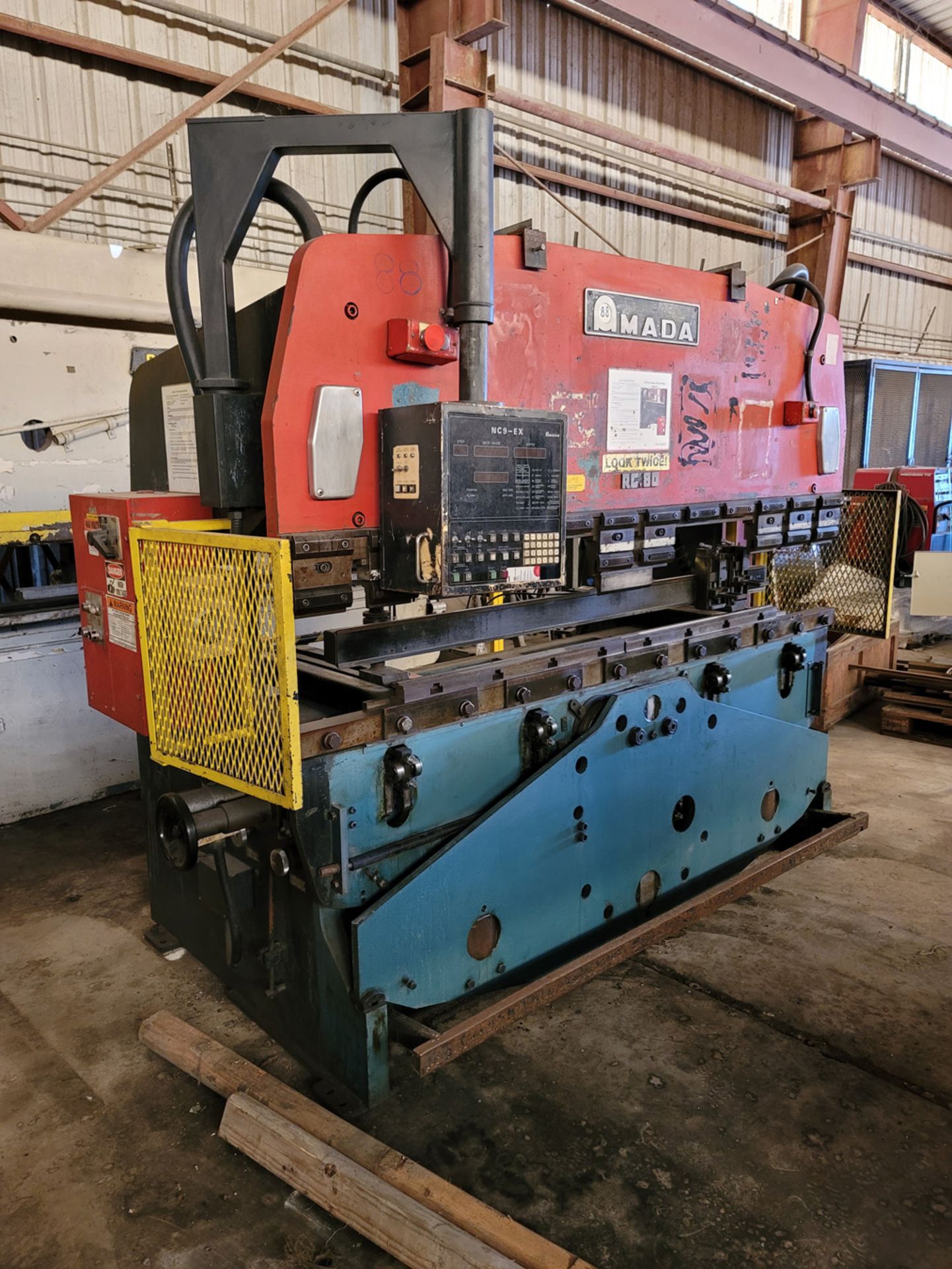 Amada RG-80 80 Ton Press Brake - Image 2 of 18