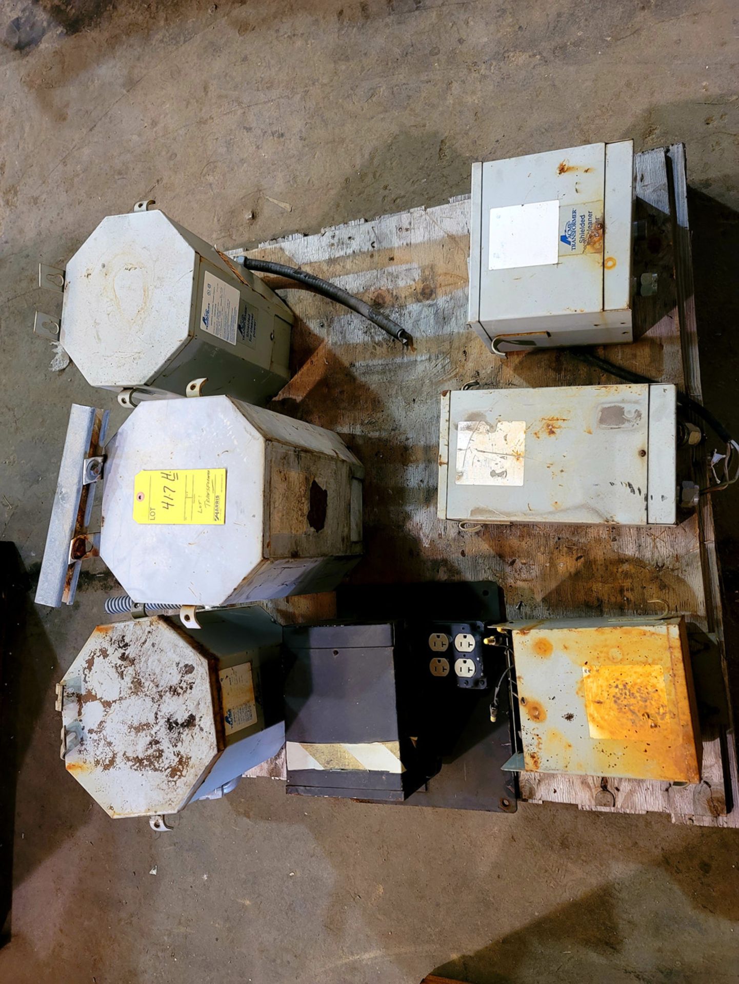 Lot of 7 Transformers