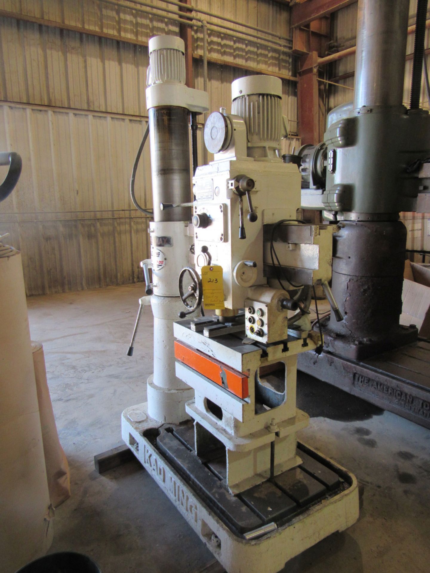 Kao Ming Model KMR-700 DS Radial Arm Drill