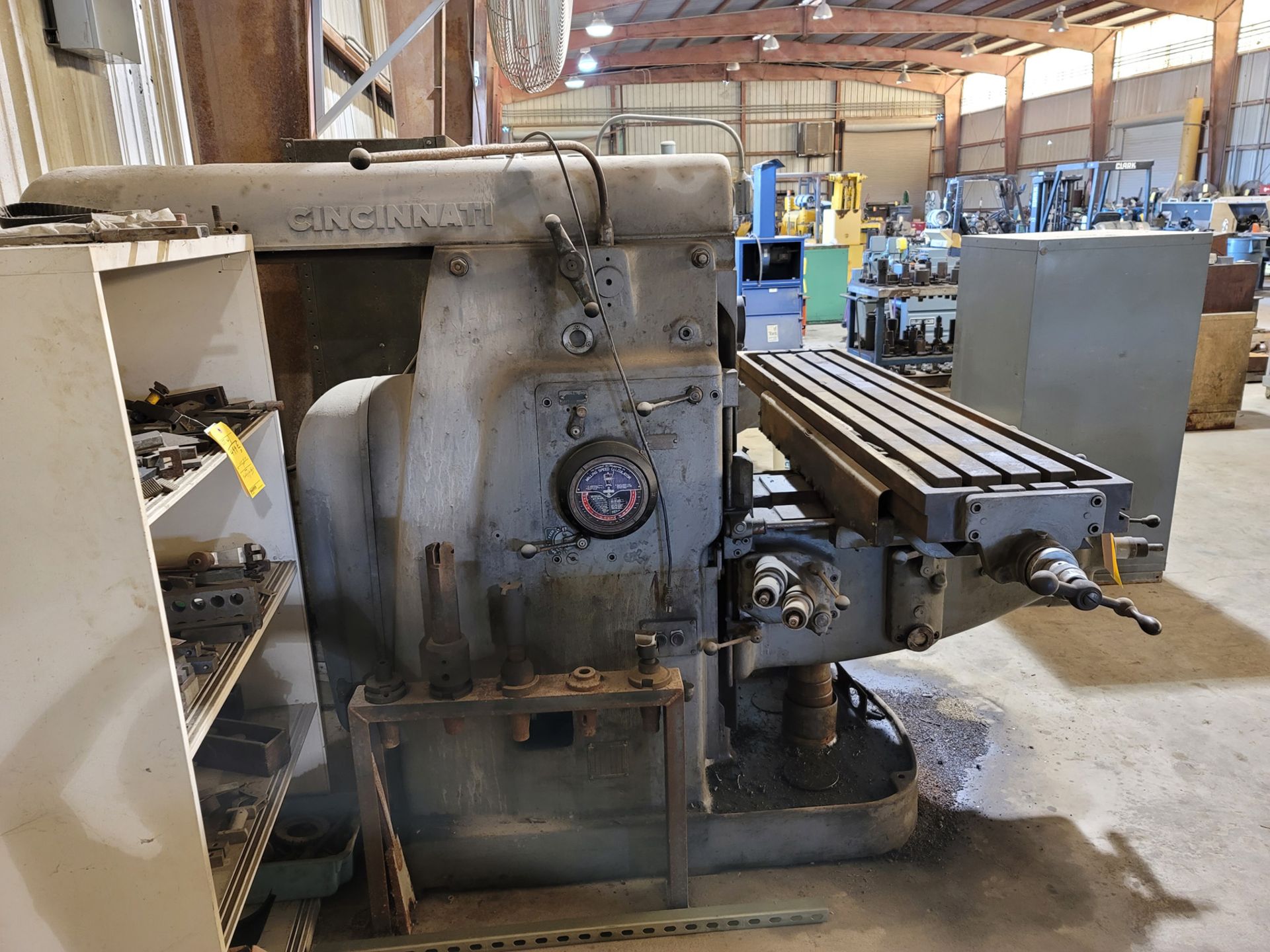 Cincinnati 4 Dial Type Horizontal Milling Machine with Overarm - Image 7 of 12