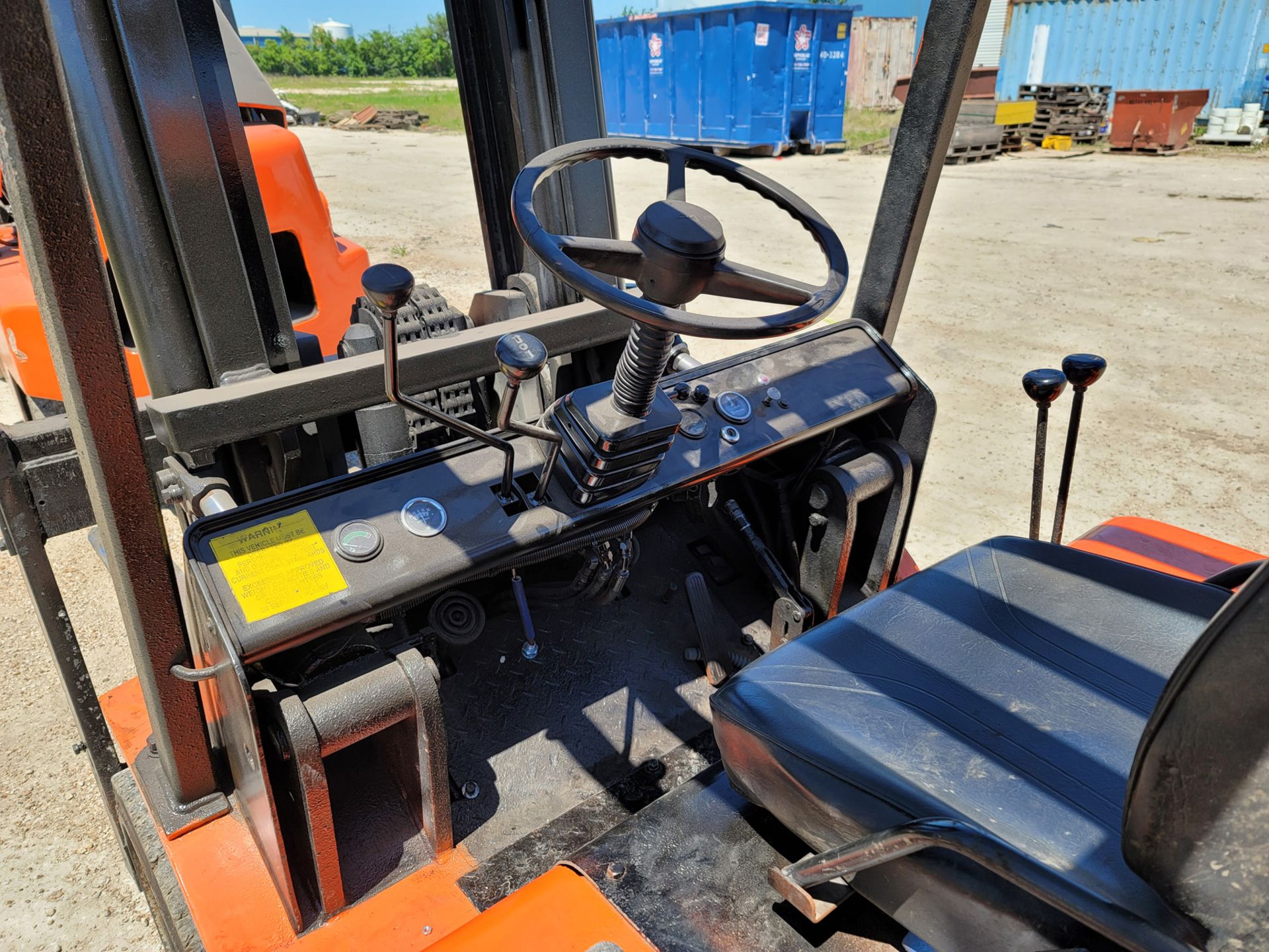 20,000 Lbs. Lowry Forklift with Boom - Image 3 of 7