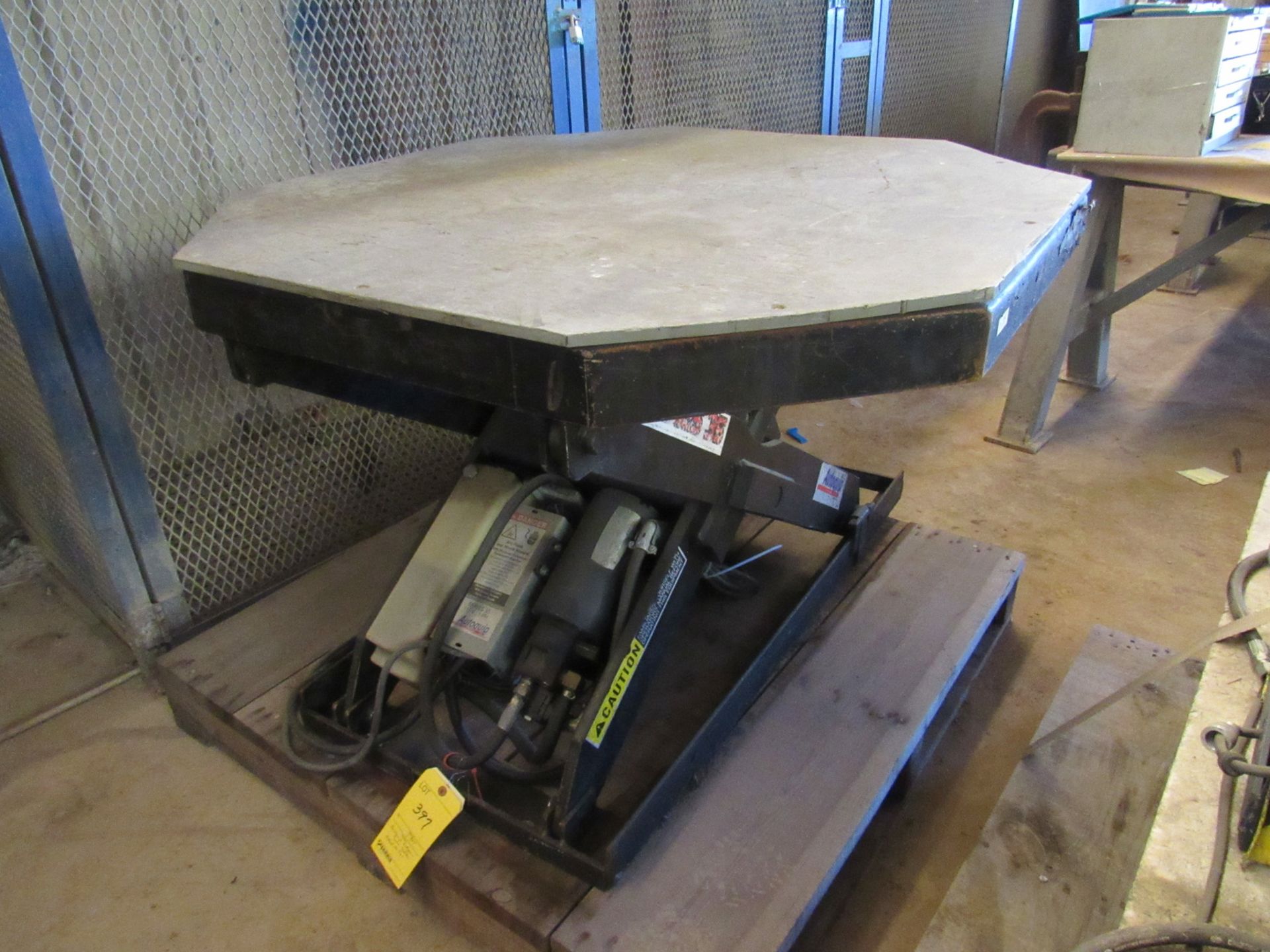 3500 Lb. Autoquip Model-36S60 Octagon Lift Table