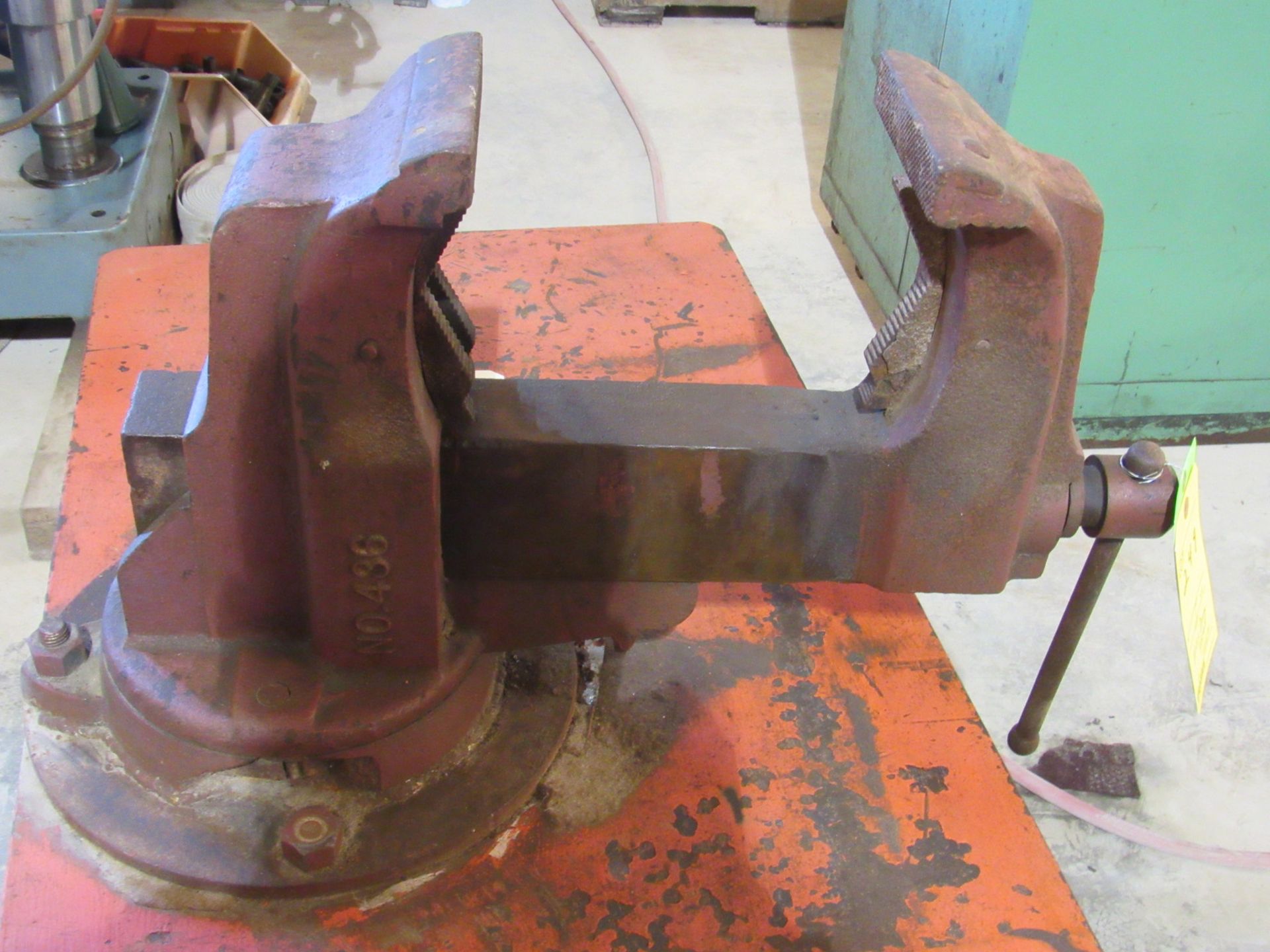 Heavy Duty Vise on Table - Image 3 of 5