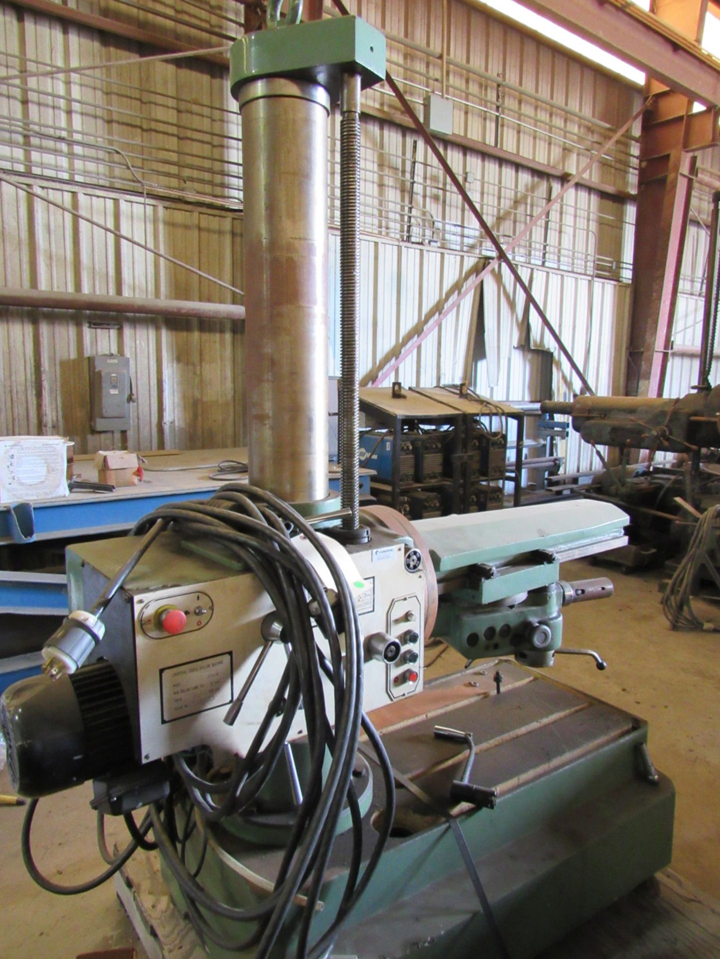Universal Model-23732X8 Radial Arm Drill - Image 5 of 7