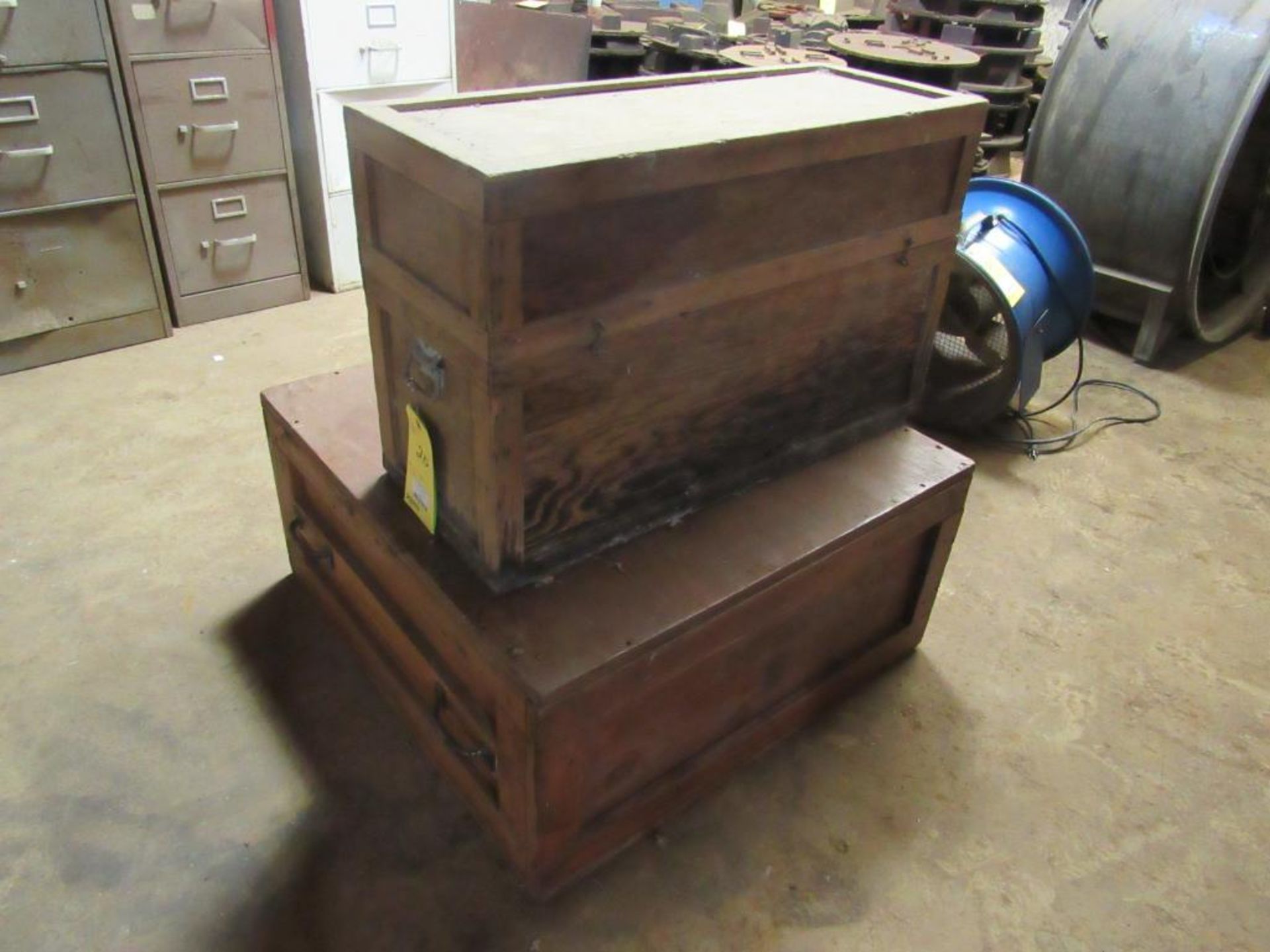 Lot of 2 Wooden Chests, No Contents: (1) 32" x 32" x 15" H, (1) 31" x 12.5" x 20" H - Image 2 of 4