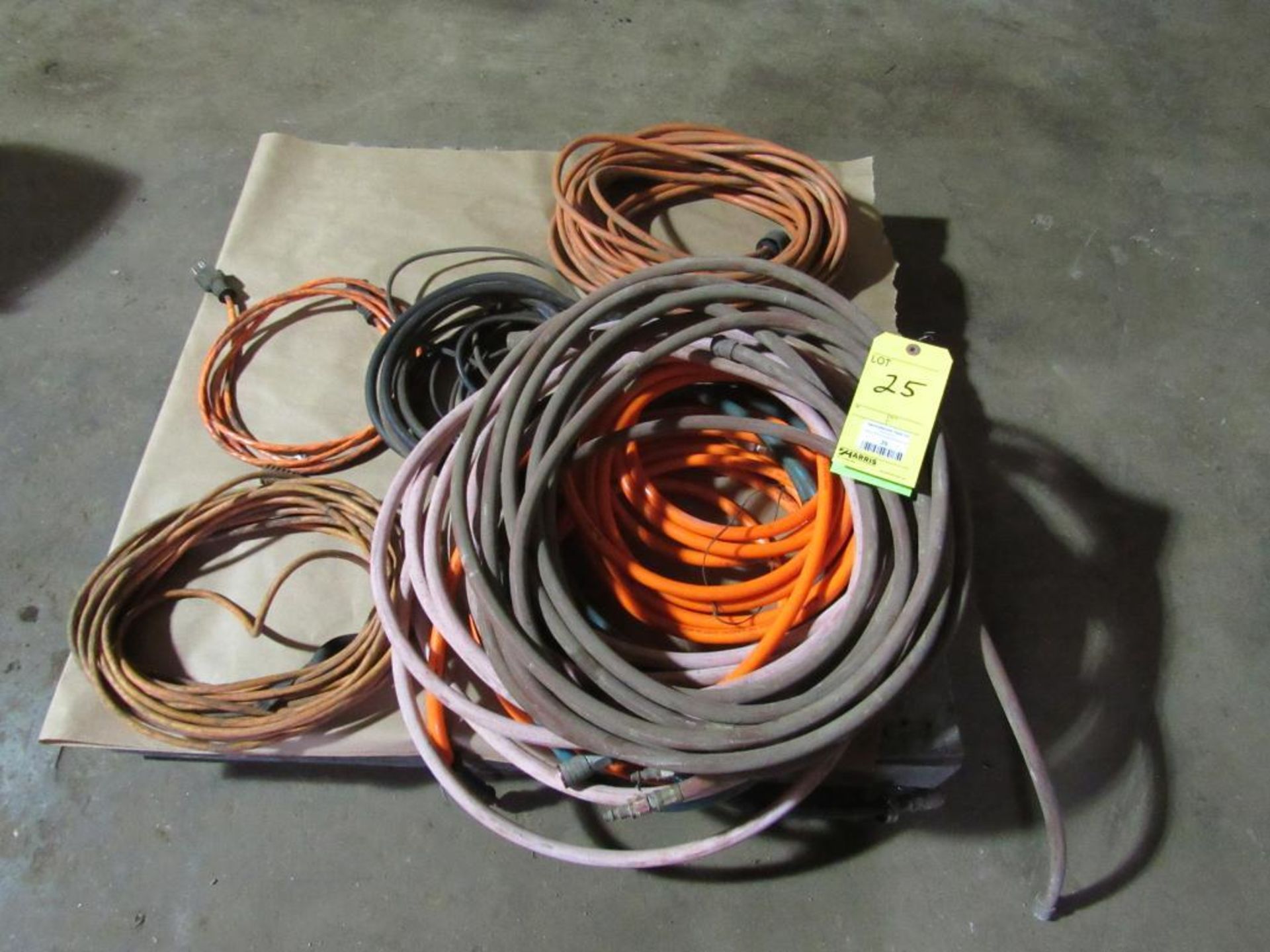 Lot: Air Hoses and Extension Cords - Image 2 of 2