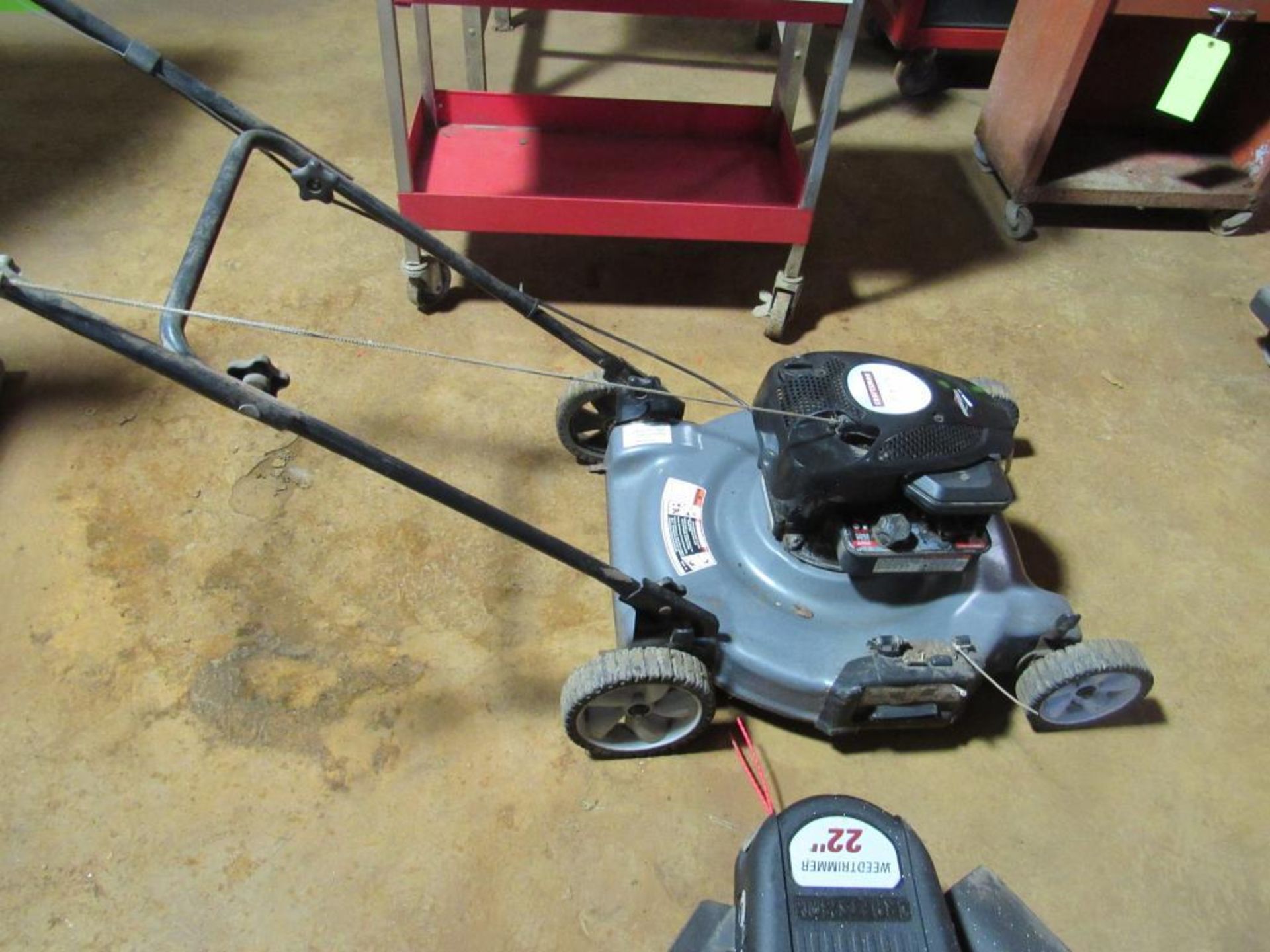 Craftsman Push Mower, 158cc Briggs & Stratton Engine, 22" Deck