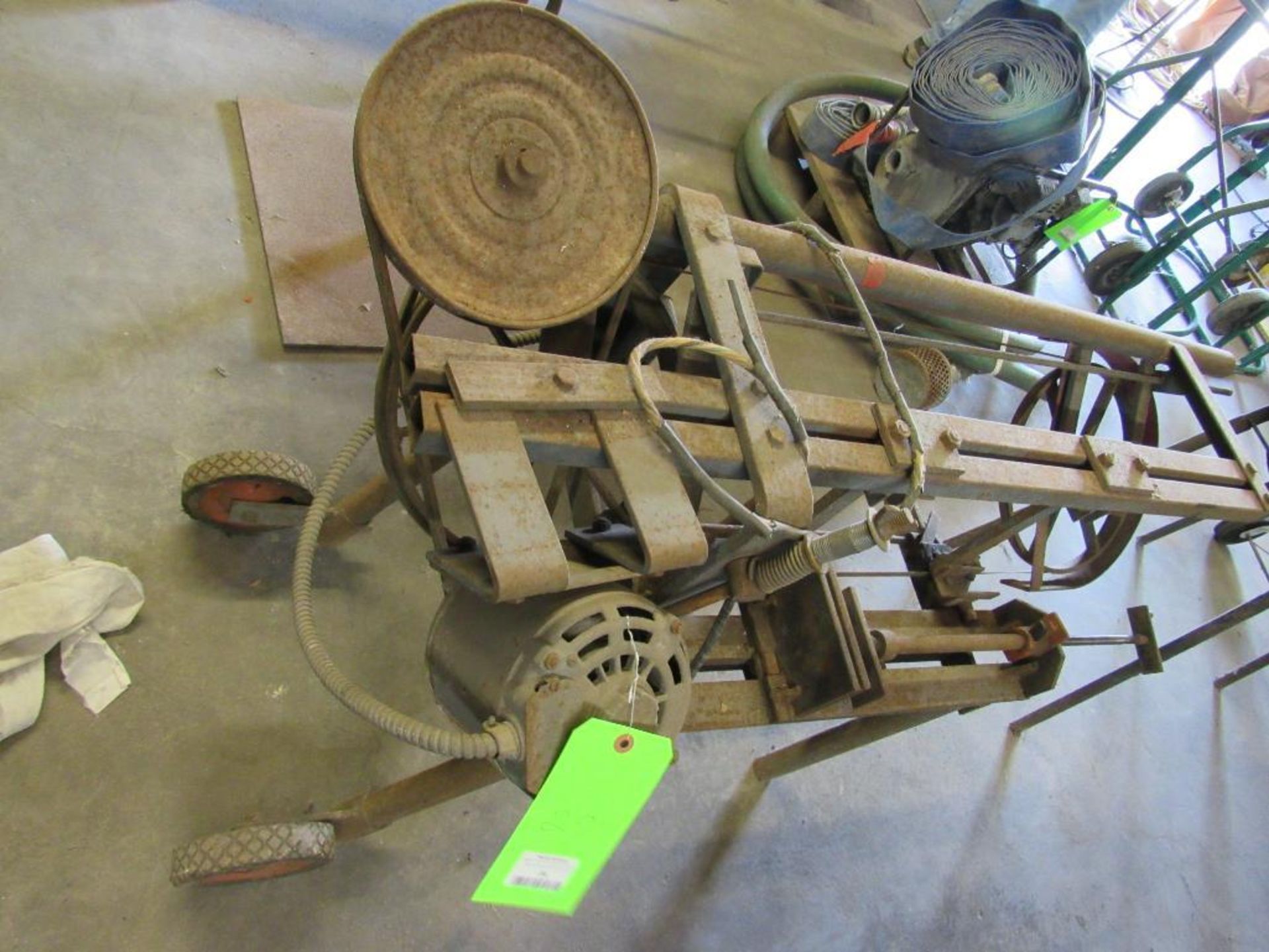 Victor Model 69 Bandsaw