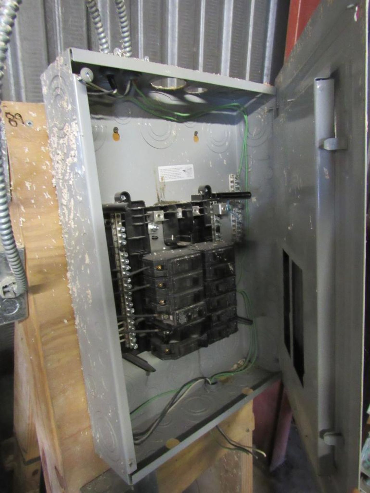 Siemens Type 1 Breaker Box - Image 2 of 3