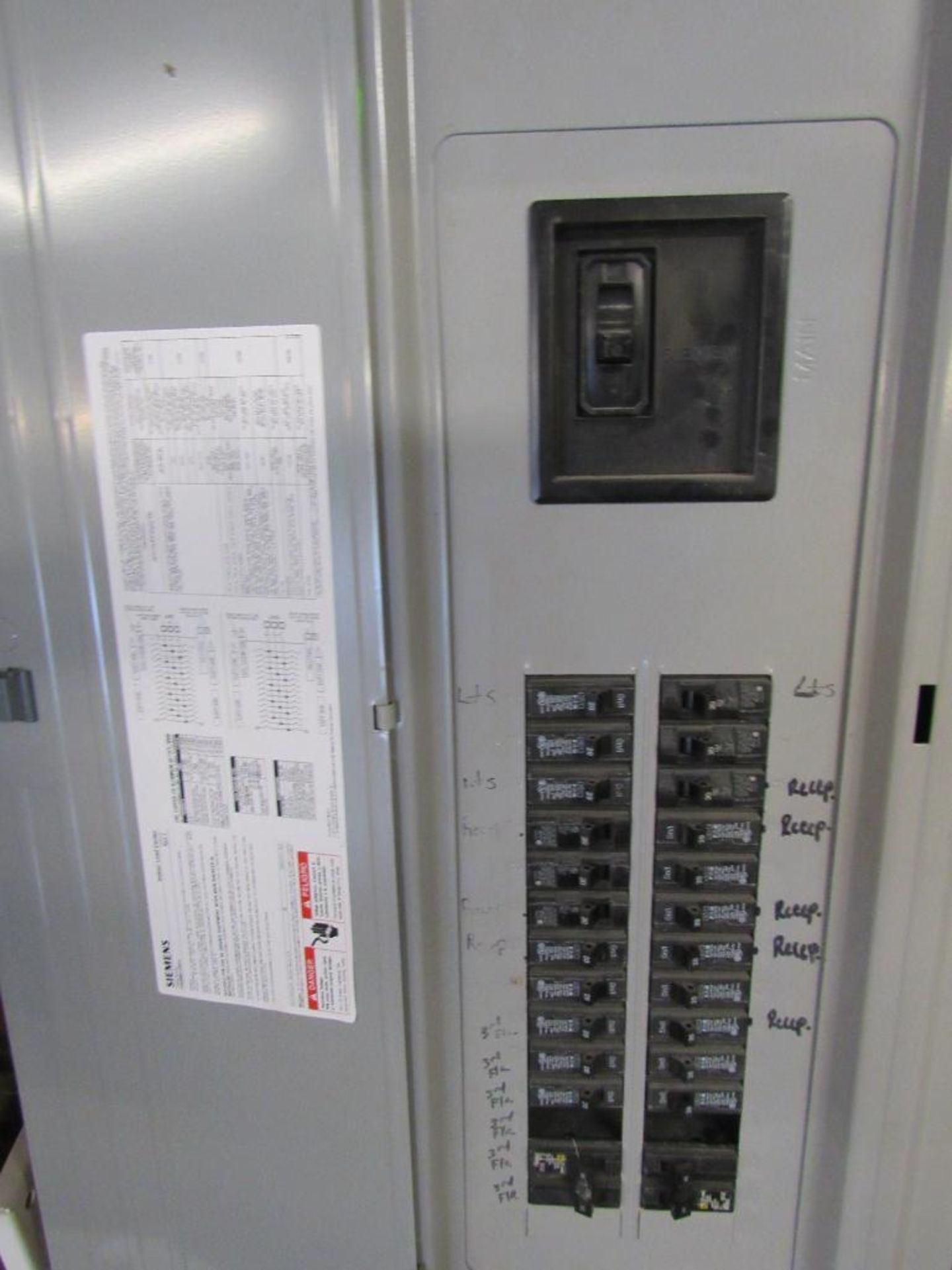 Siemens Type 1 Breaker Box - Image 3 of 3